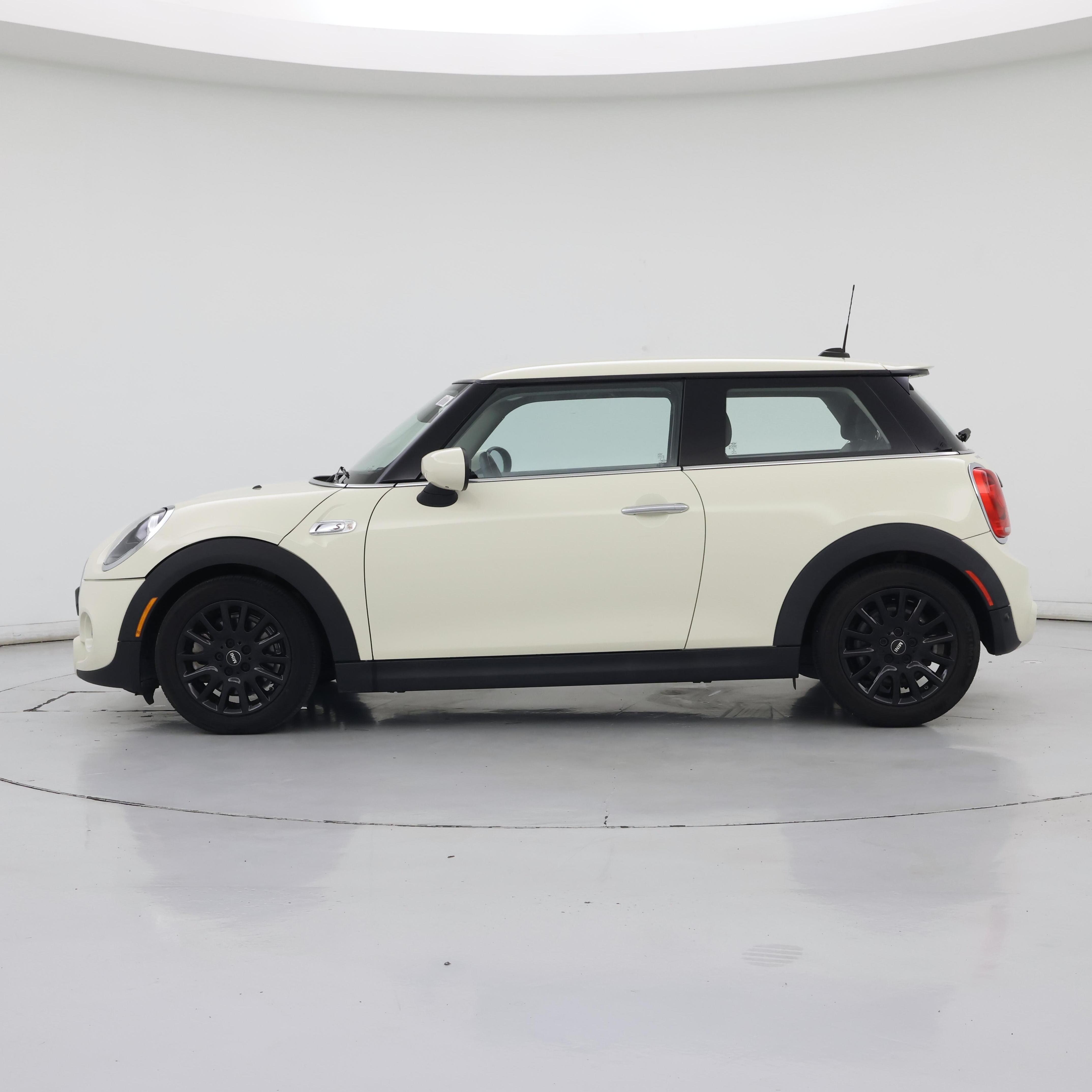 Thumbnail: 2020 MINI Cooper Hardtop - 3