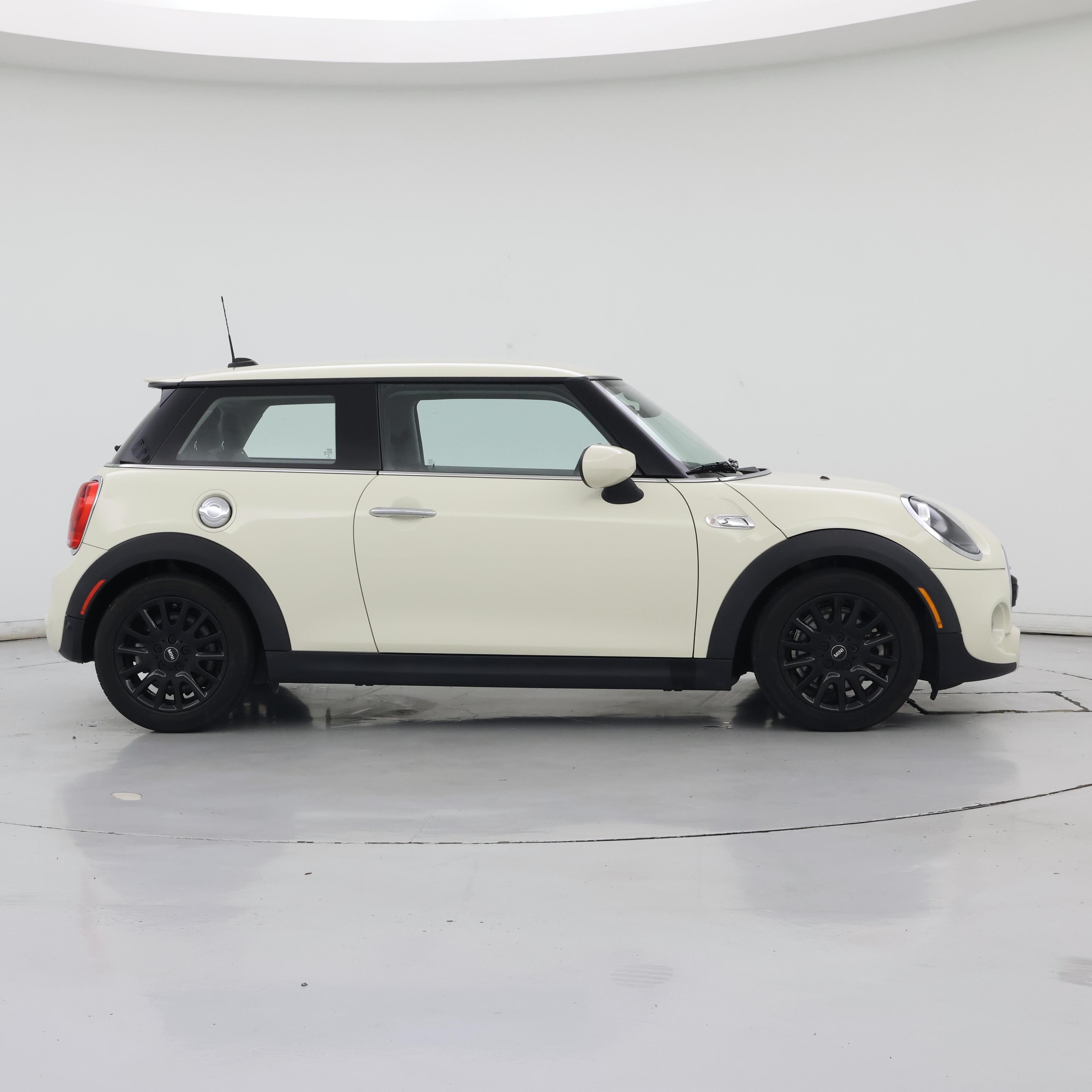 Thumbnail: 2020 MINI Cooper Hardtop - 7