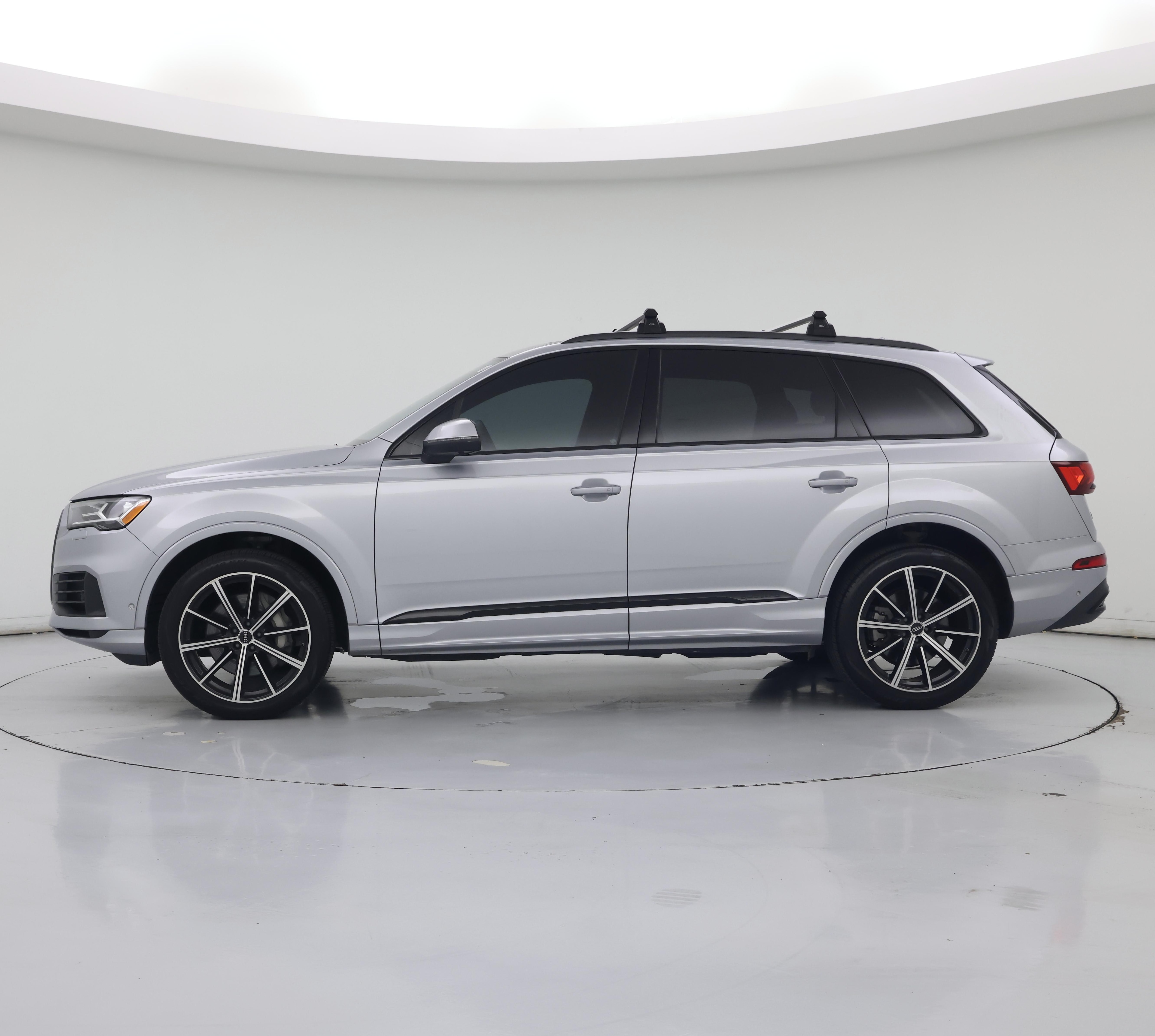 Thumbnail: 2022 Audi Q7 - 3