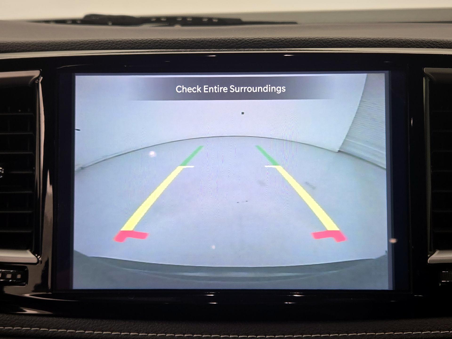 Thumbnail: 2021 Chrysler Pacifica - 14