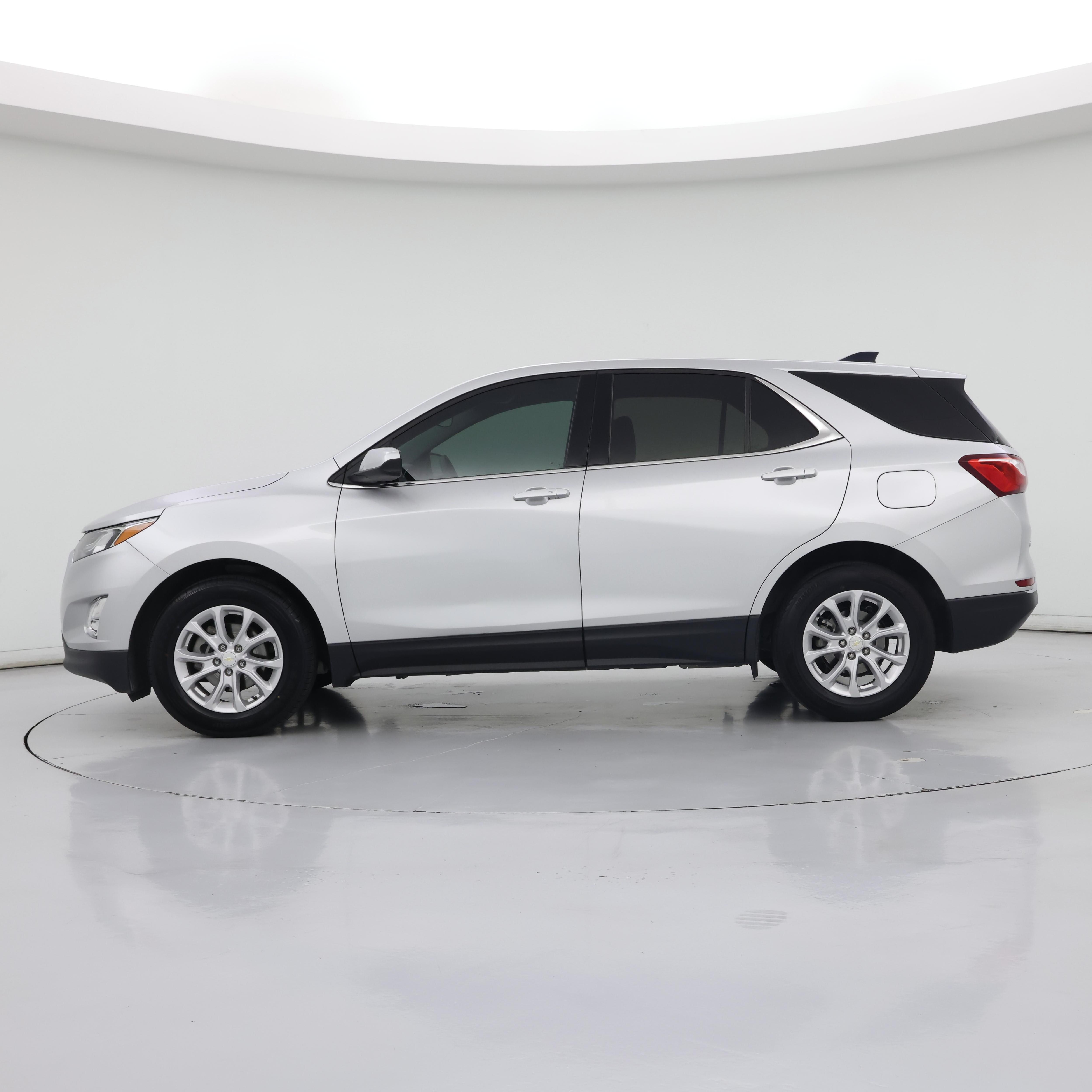 Thumbnail: 2020 Chevrolet Equinox - 3