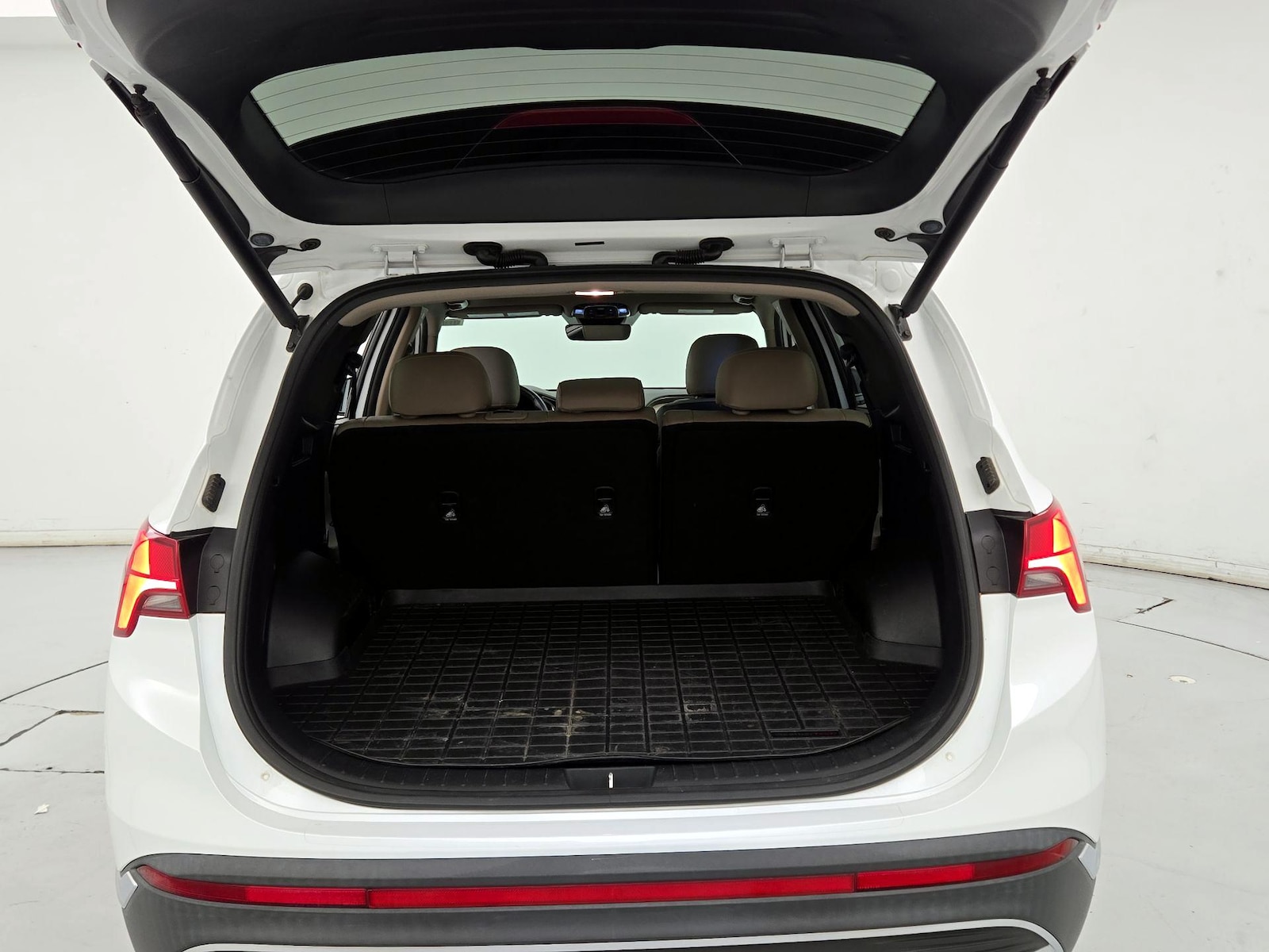 2022 Hyundai Santa Fe SEL - Photo 23