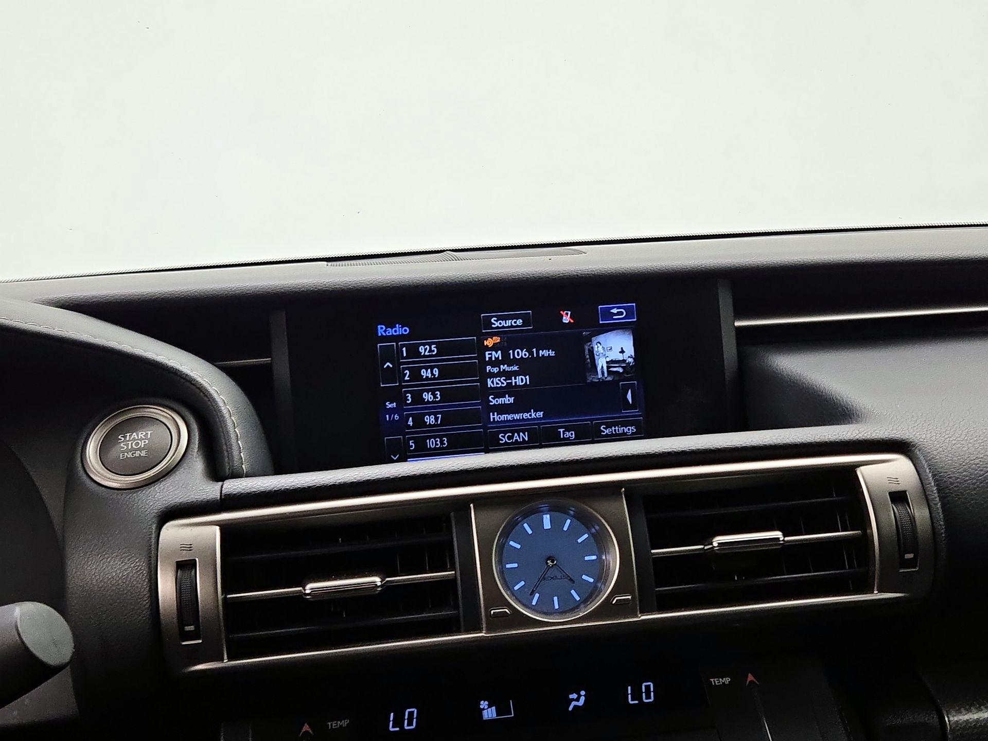 Thumbnail: 2015 Lexus IS - 15