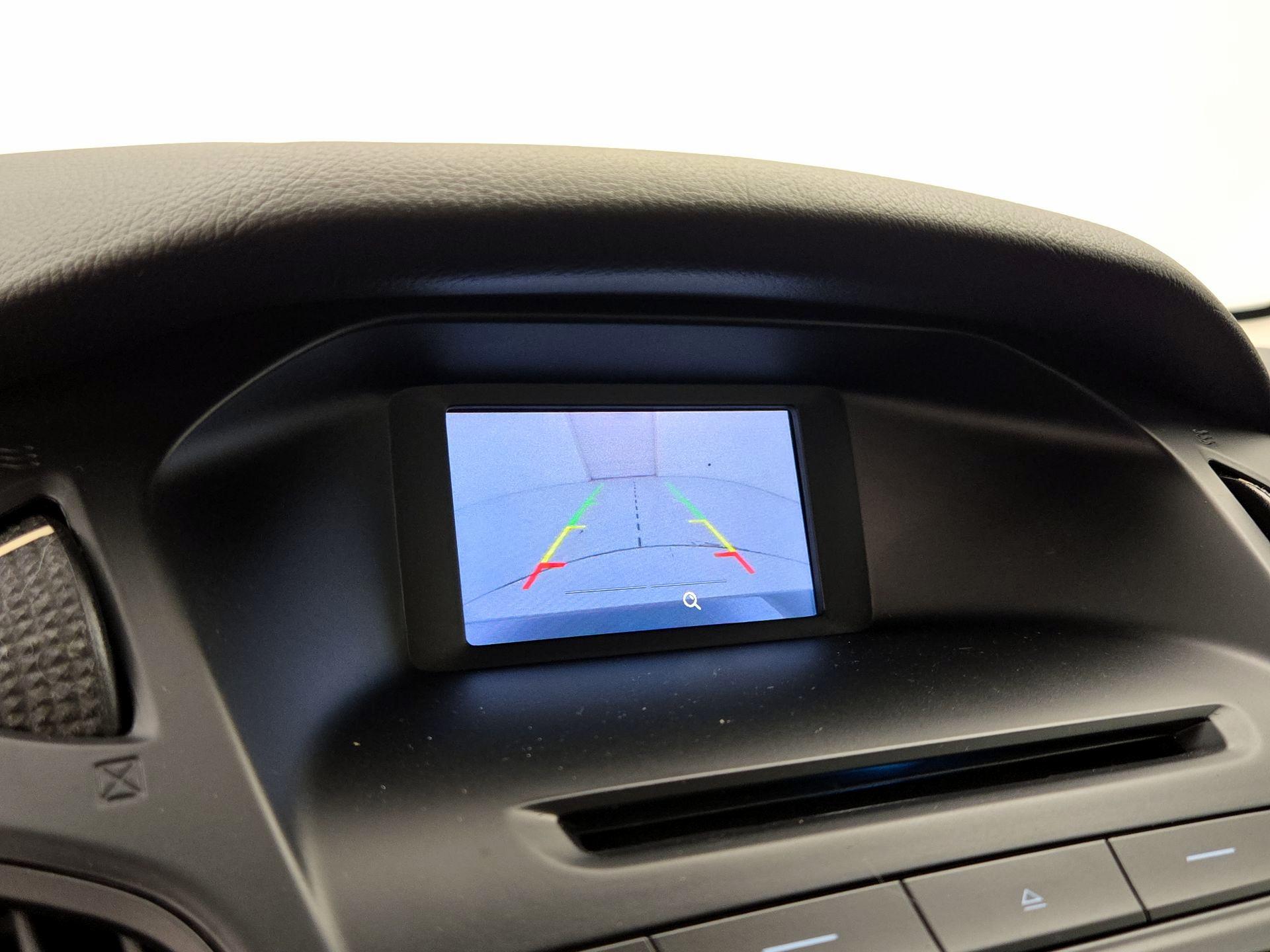 Thumbnail: 2016 Ford Focus - 14