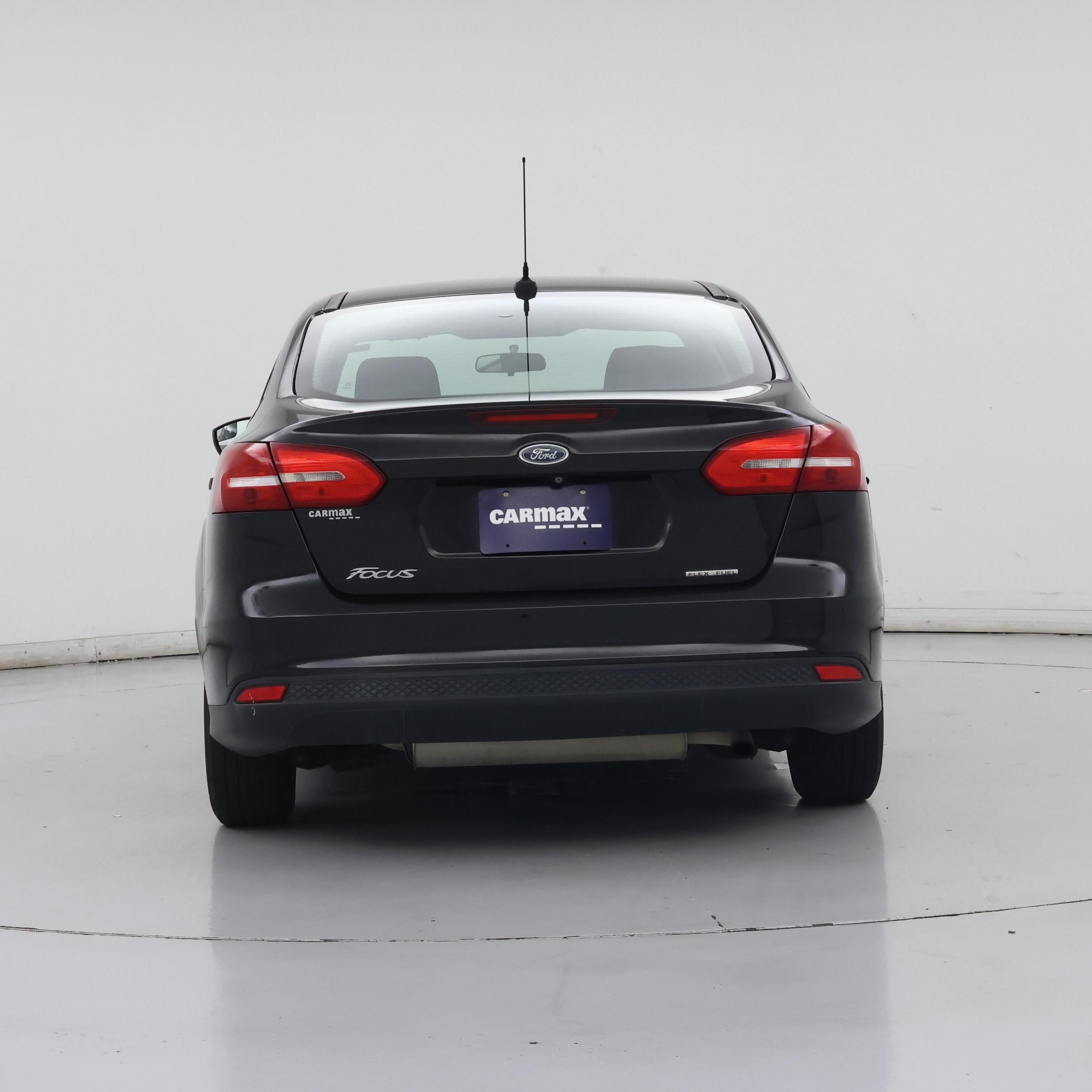 Thumbnail: 2016 Ford Focus - 6