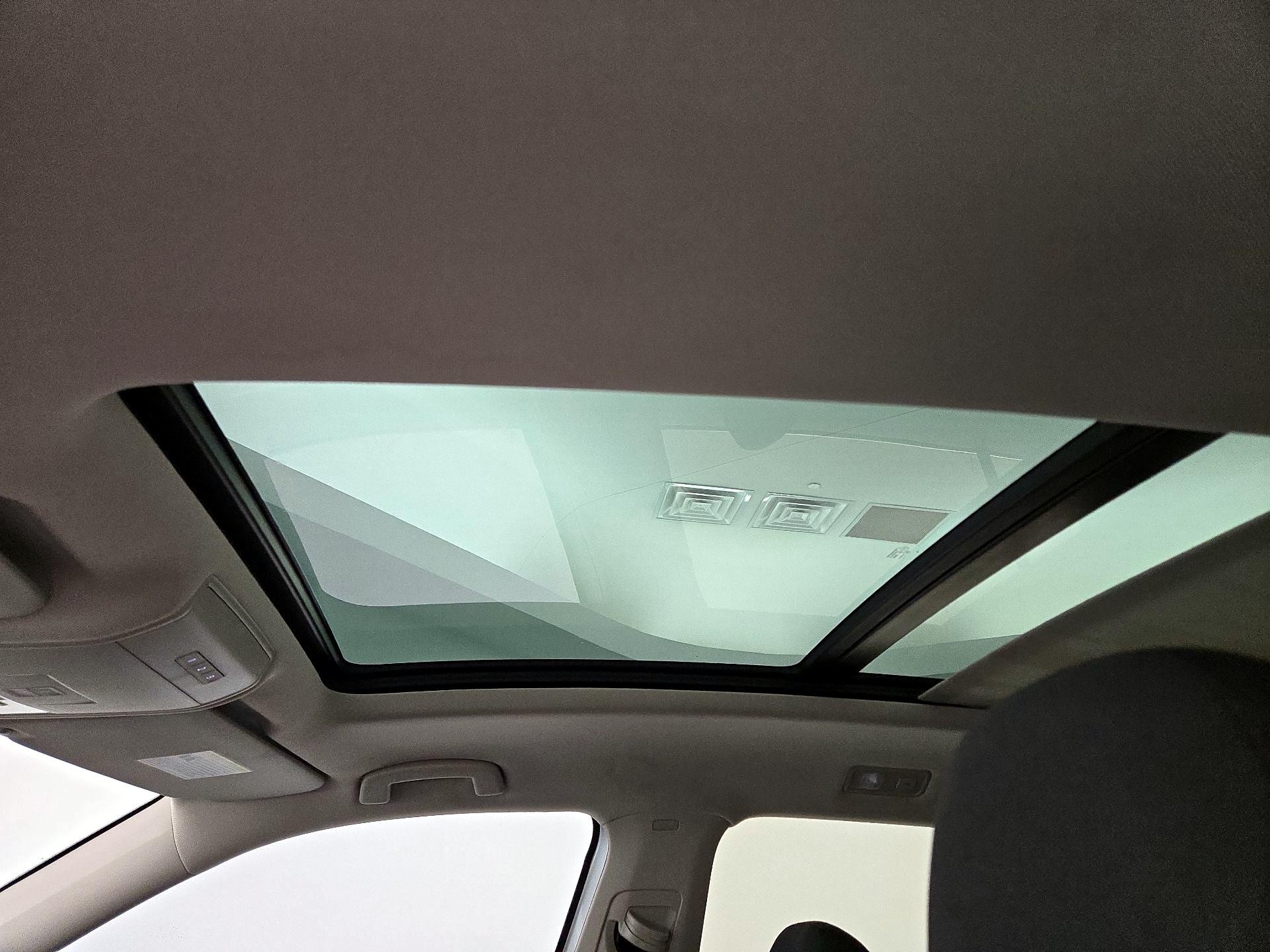 Thumbnail: 2018 Volkswagen Atlas - 19