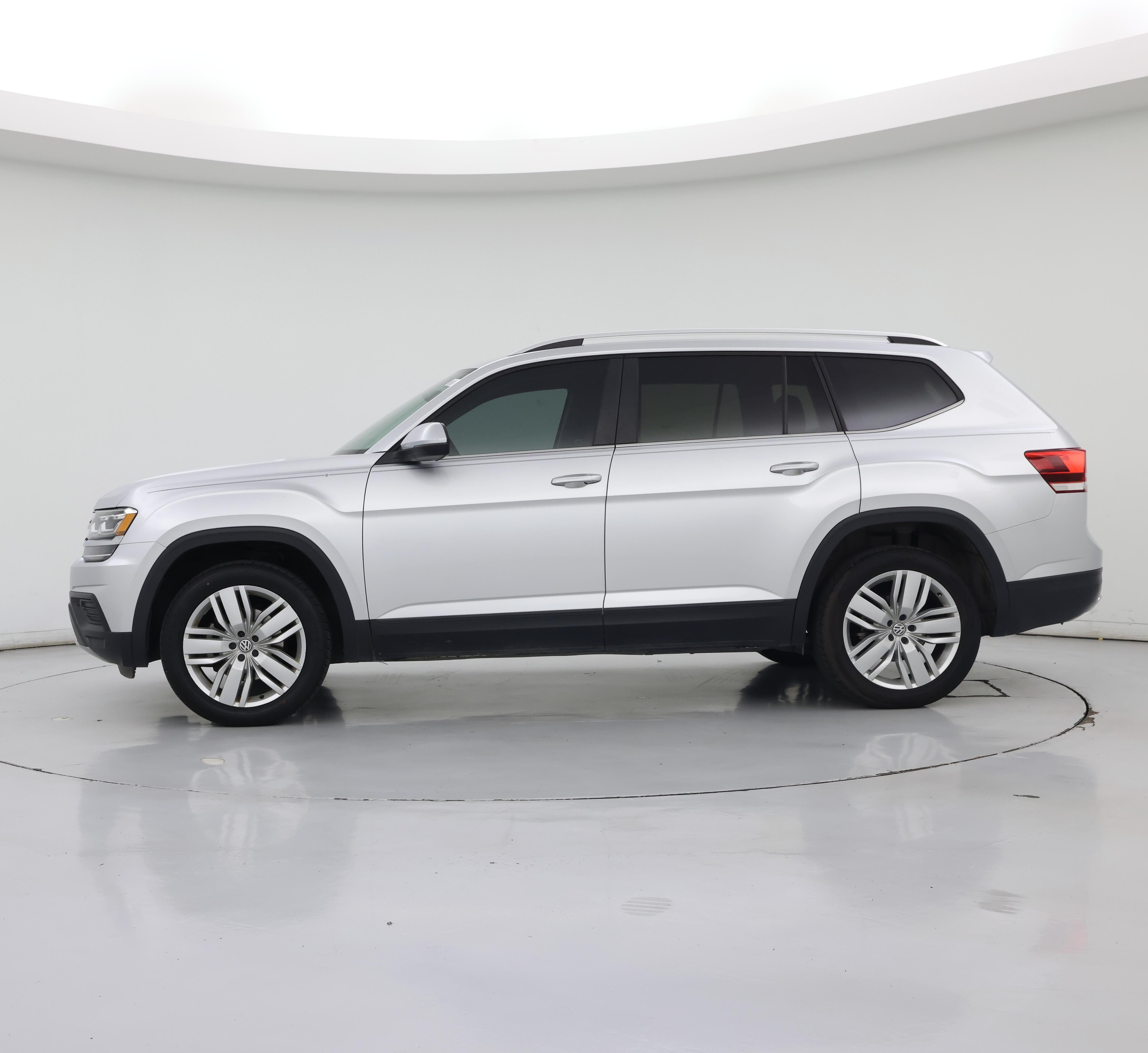 Thumbnail: 2018 Volkswagen Atlas - 3