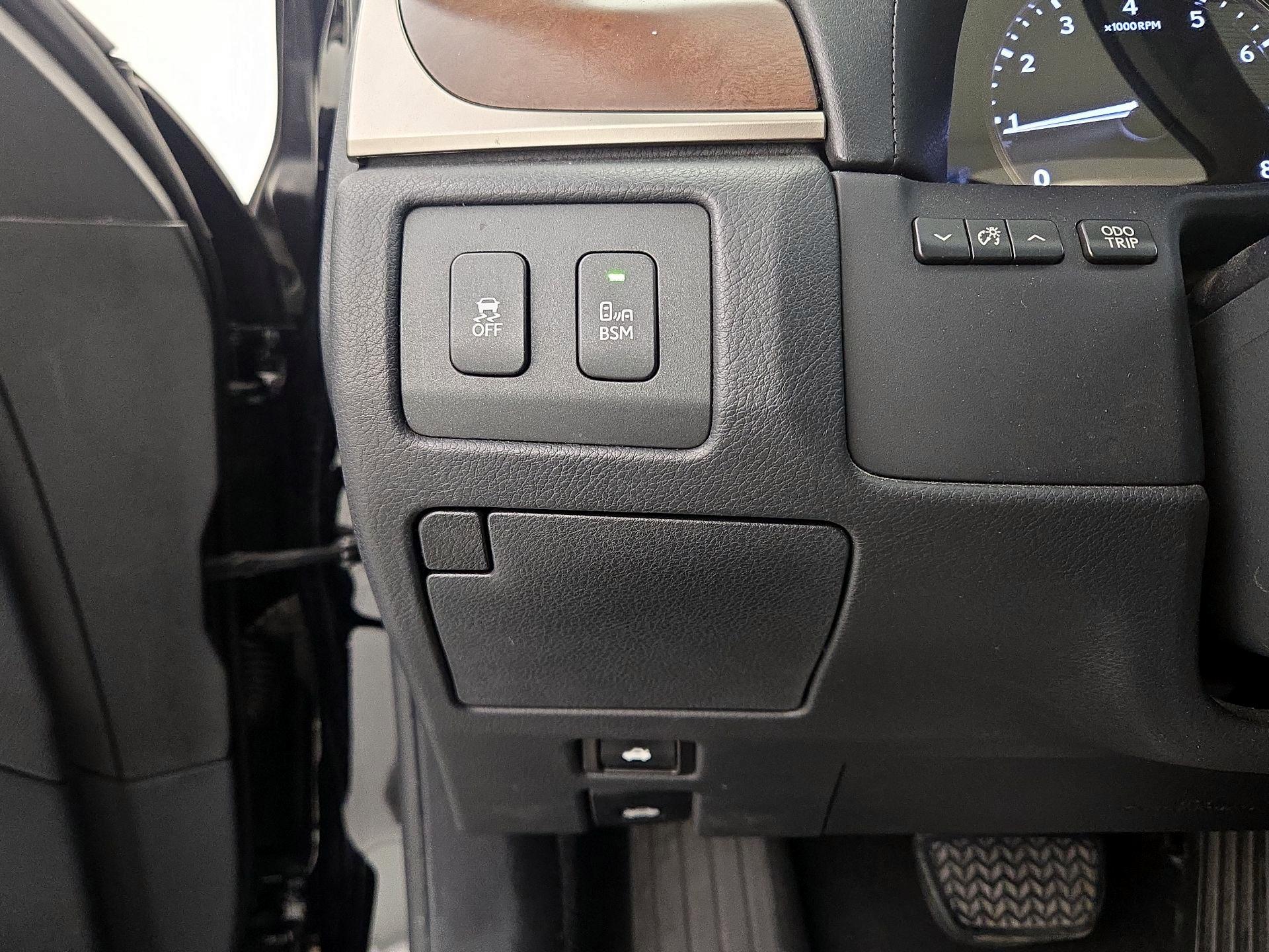Thumbnail: 2014 Lexus GS - 13