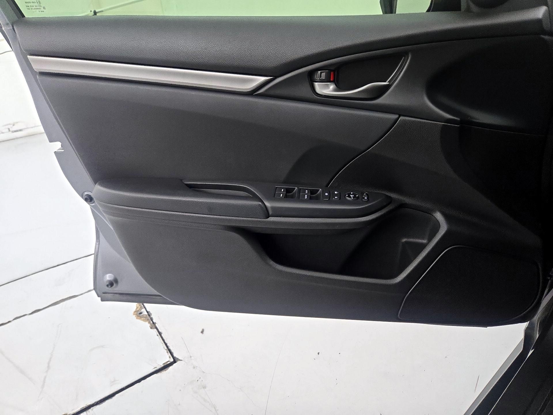 Thumbnail: 2020 Honda Civic - 12