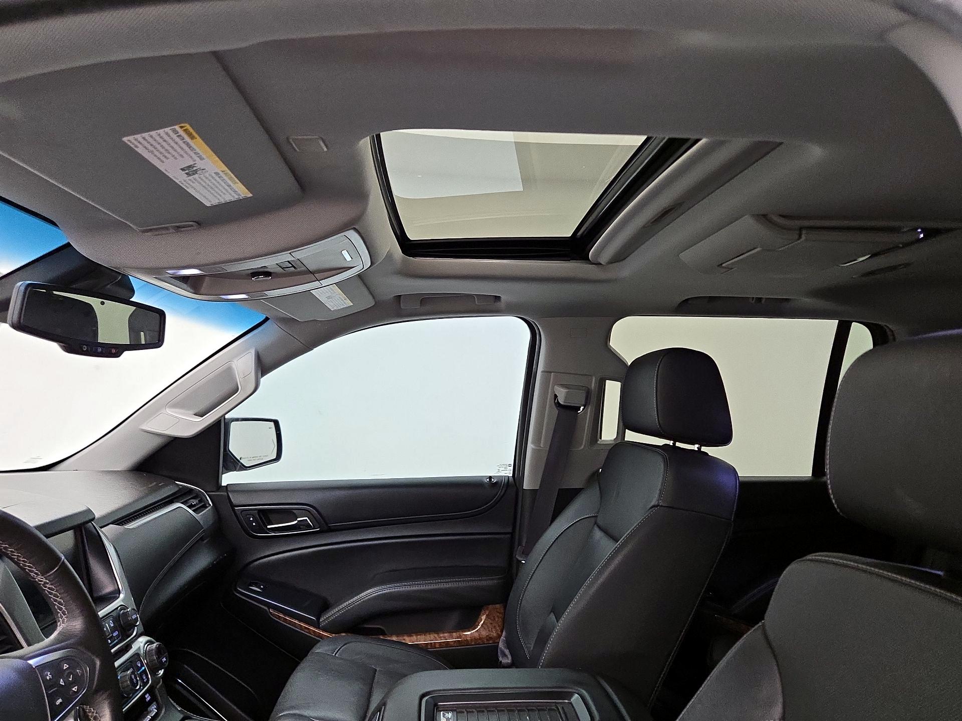 Thumbnail: 2017 Chevrolet Tahoe - 20