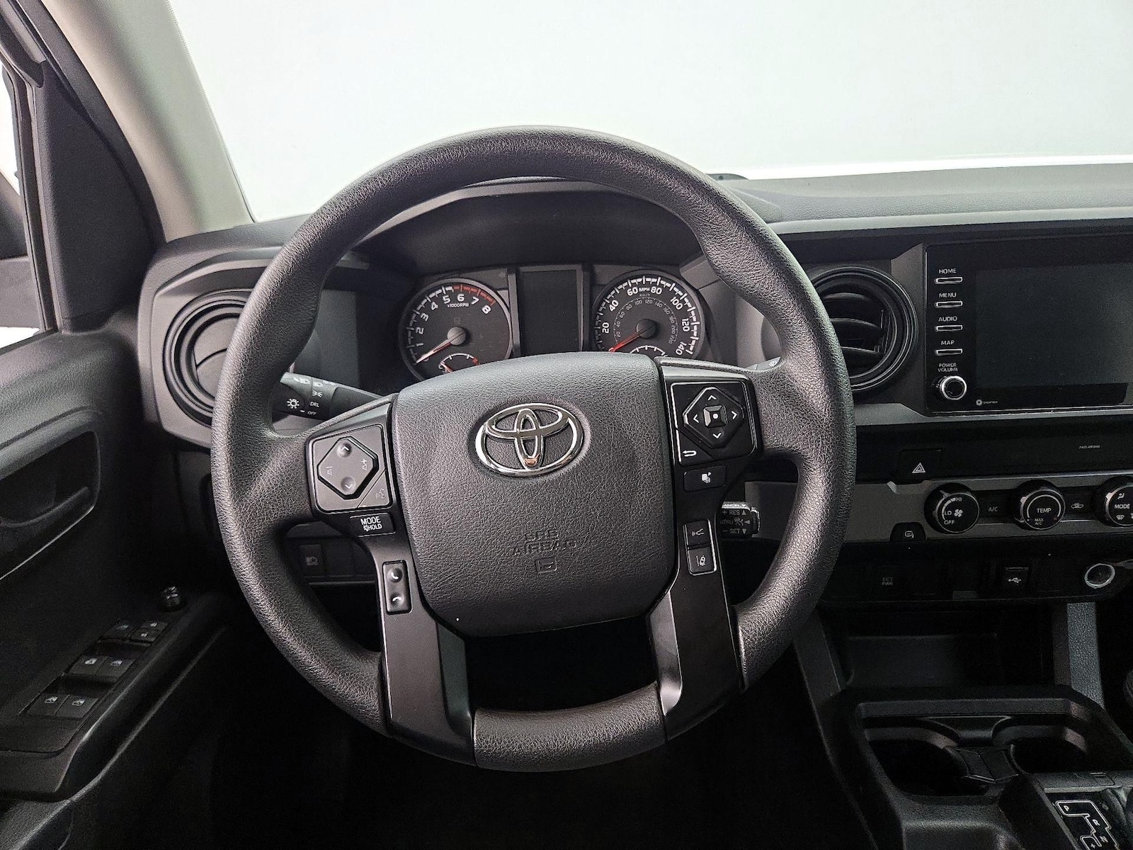 2022 Toyota Tacoma SR - Photo 11