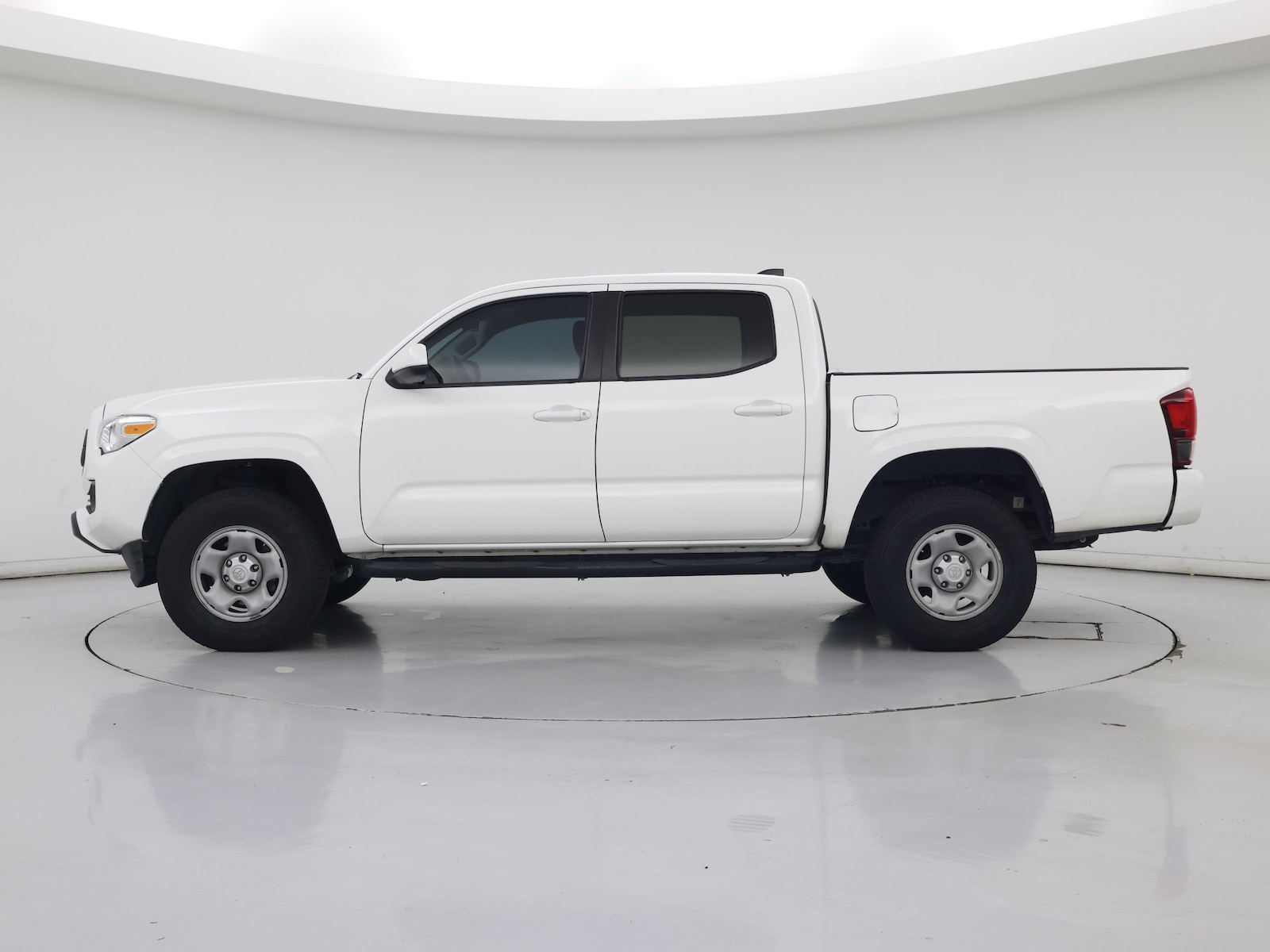 2022 Toyota Tacoma SR - Photo 4