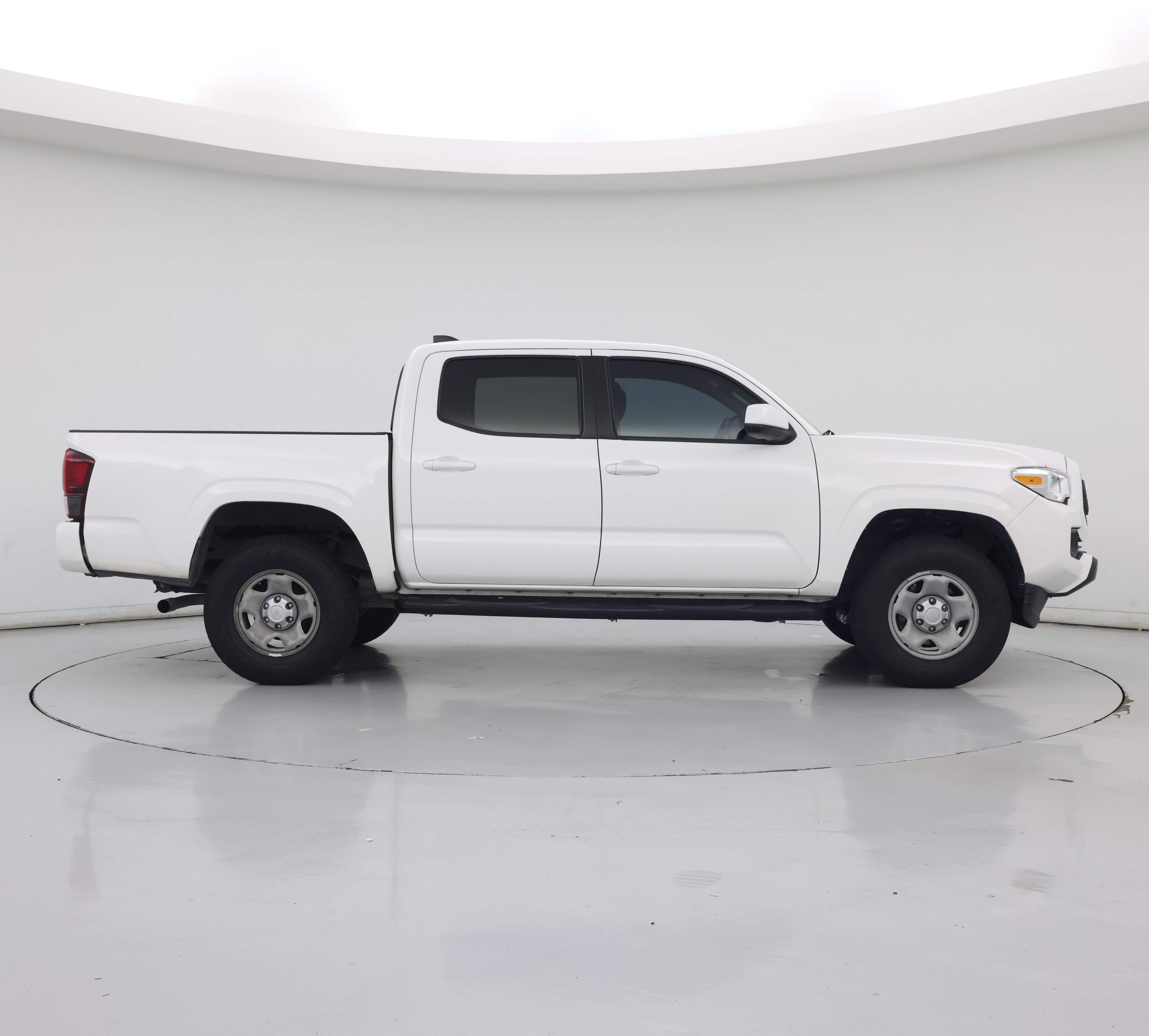 Thumbnail: 2022 Toyota Tacoma - 7