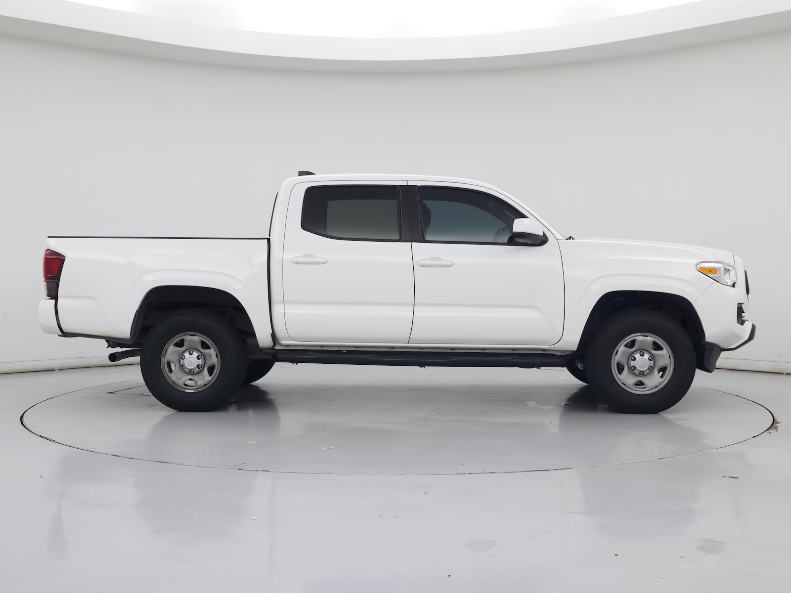 2022 Toyota Tacoma SR - Photo 8