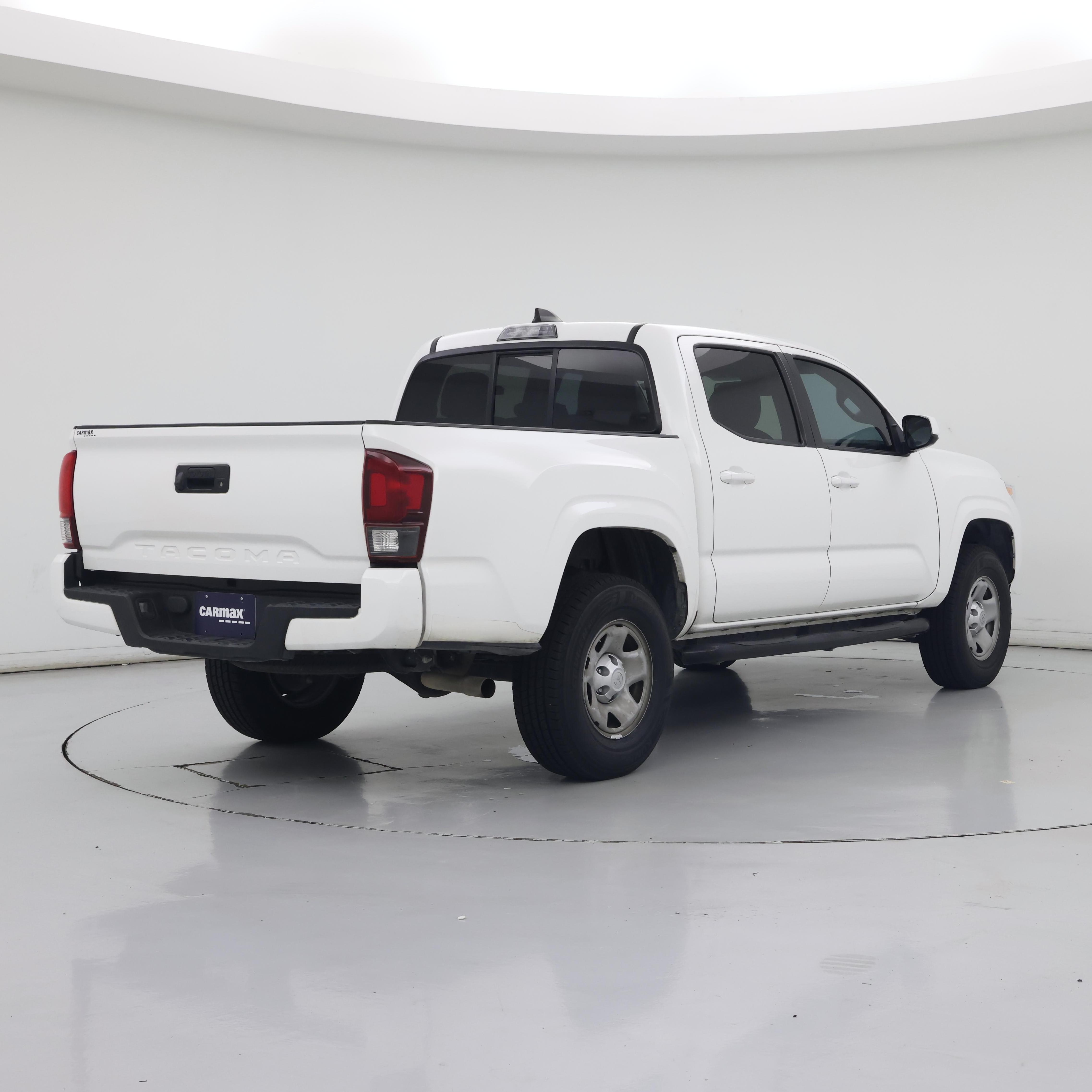 Thumbnail: 2022 Toyota Tacoma - 8