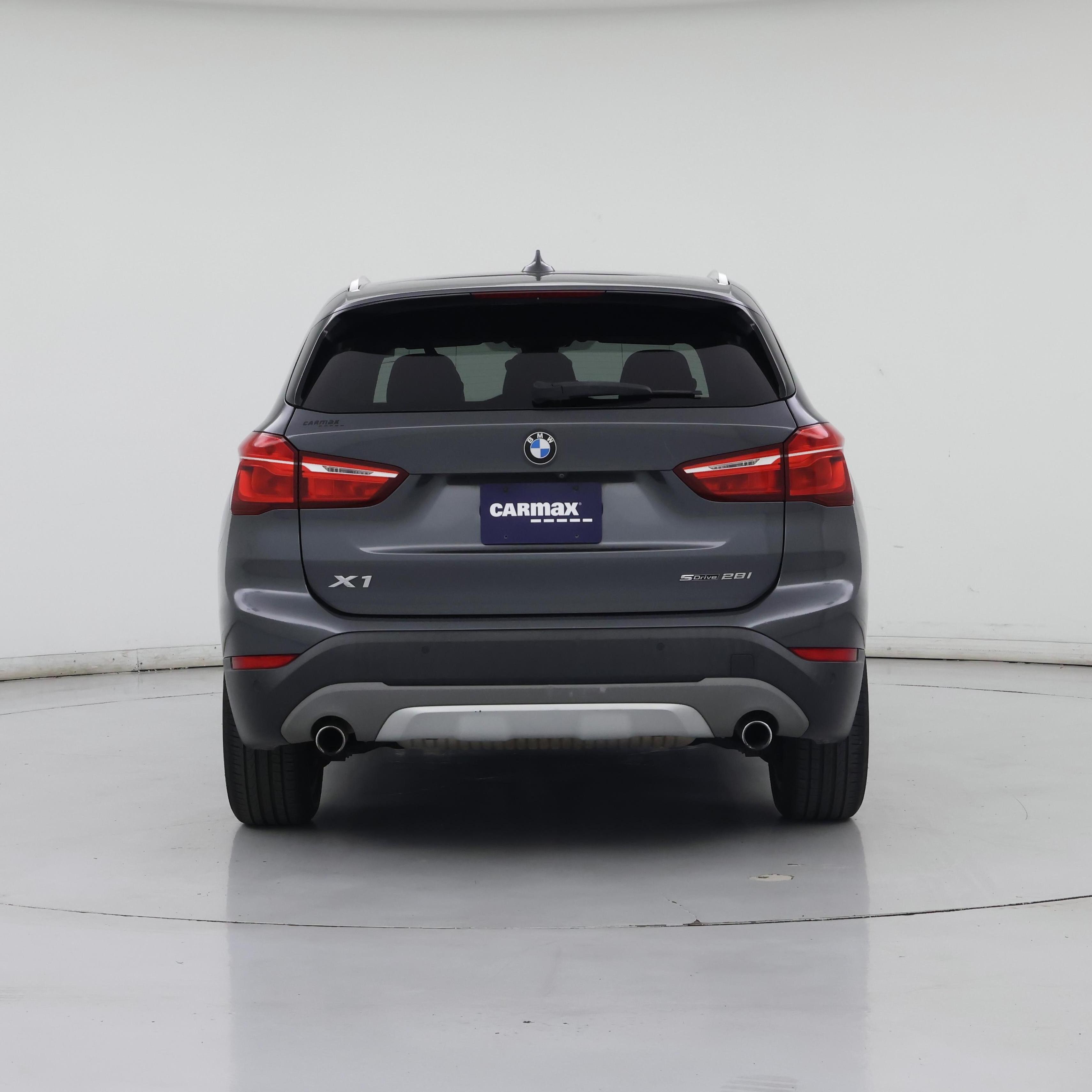 Thumbnail: 2019 BMW X1 - 6