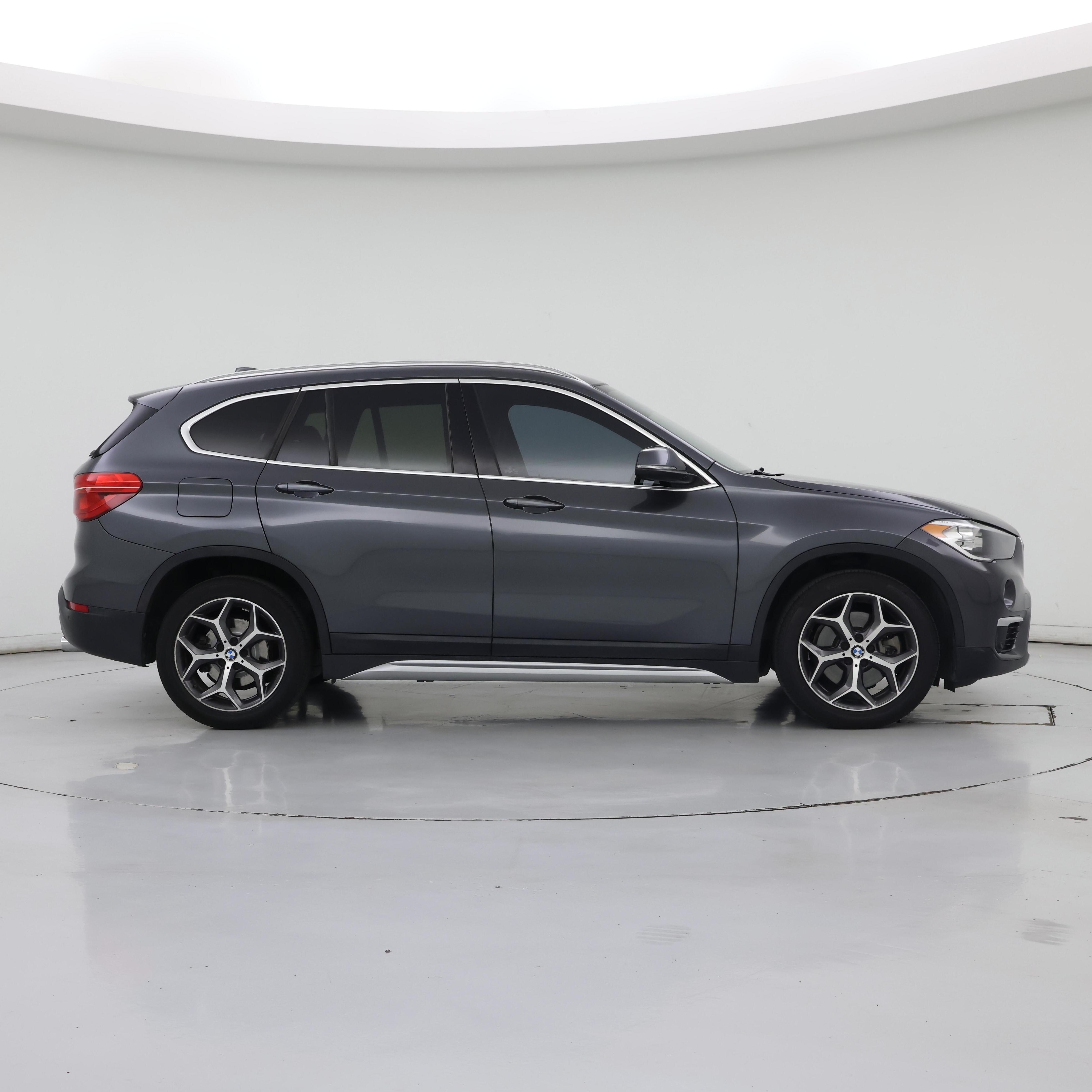Thumbnail: 2019 BMW X1 - 7