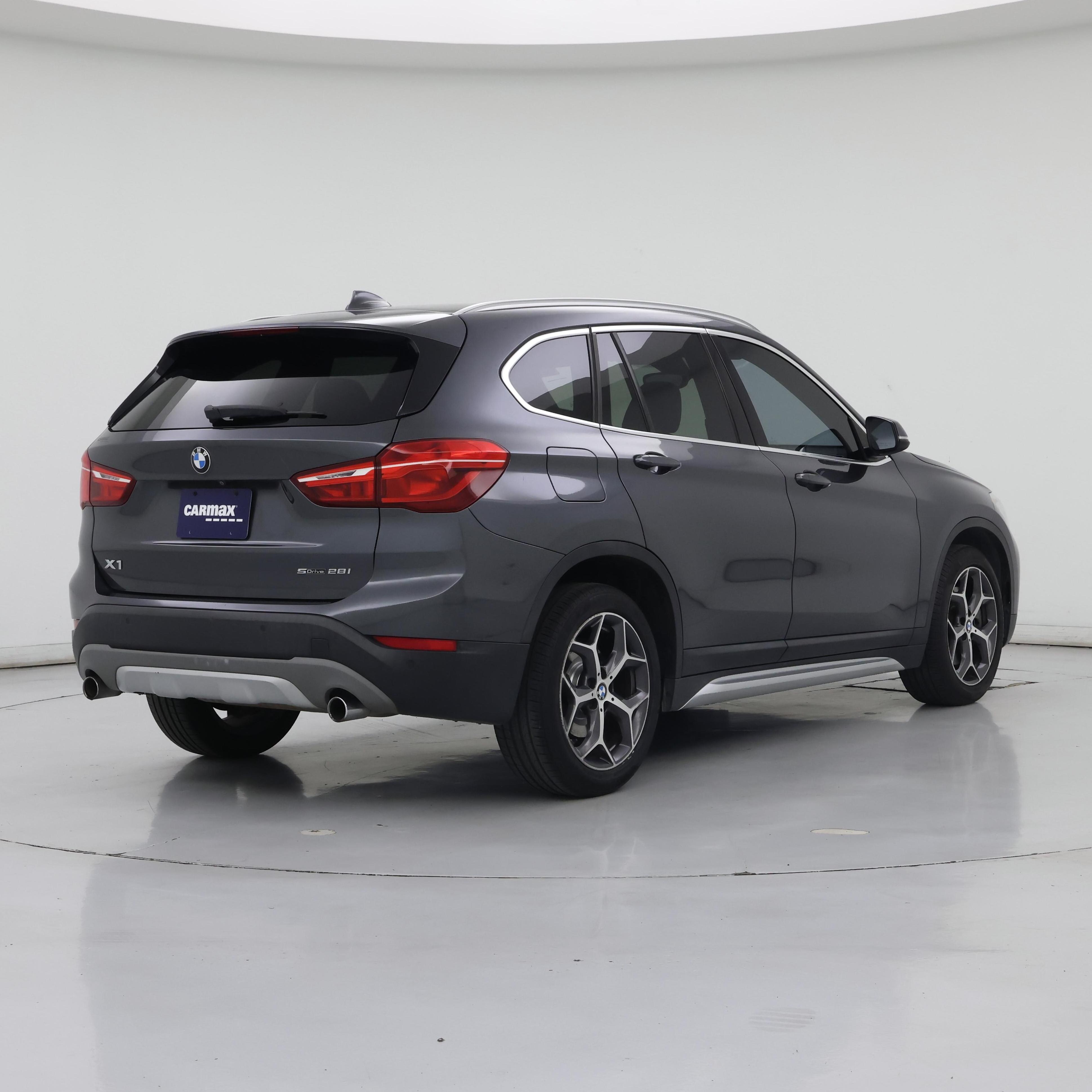 Thumbnail: 2019 BMW X1 - 8