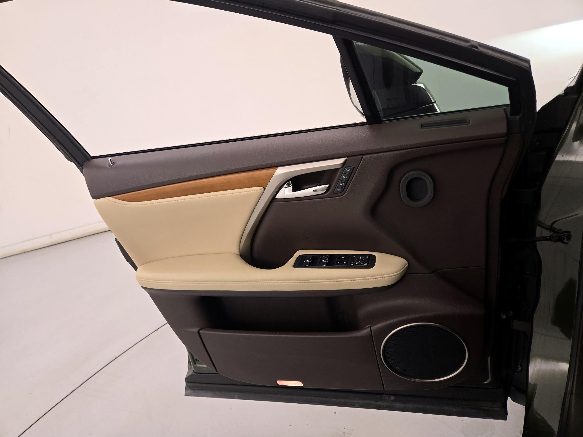 Thumbnail: 2020 Lexus RX - 12