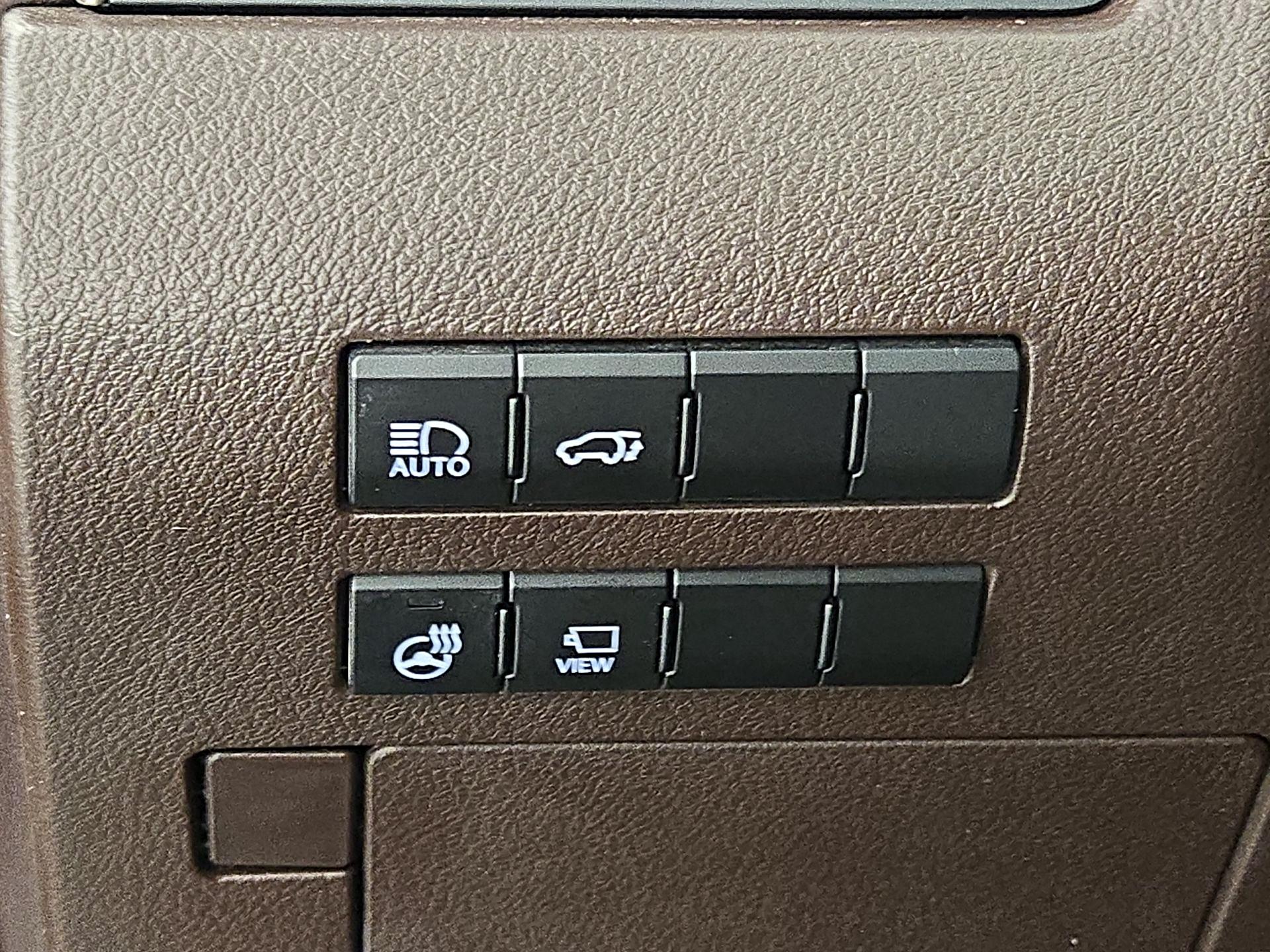 Thumbnail: 2020 Lexus RX - 13