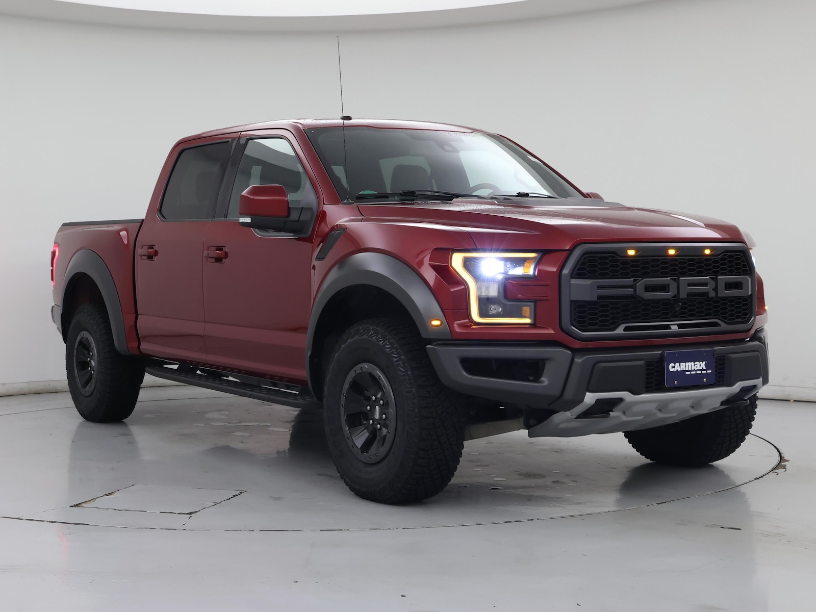 2018 Ford F-150 Raptor - Photo 2