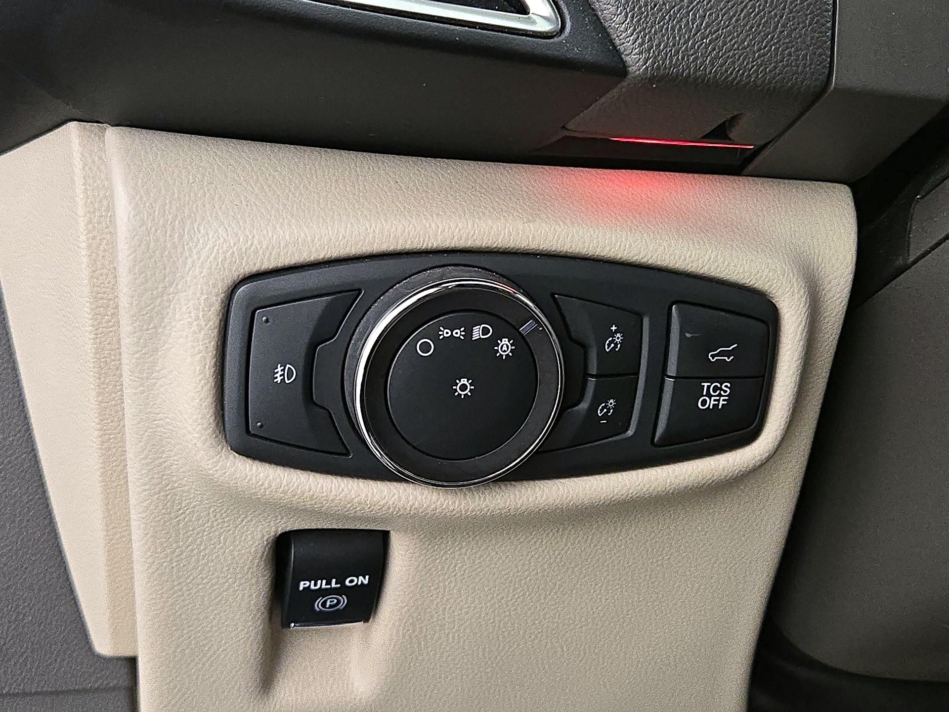 Thumbnail: 2019 Lincoln Nautilus - 13