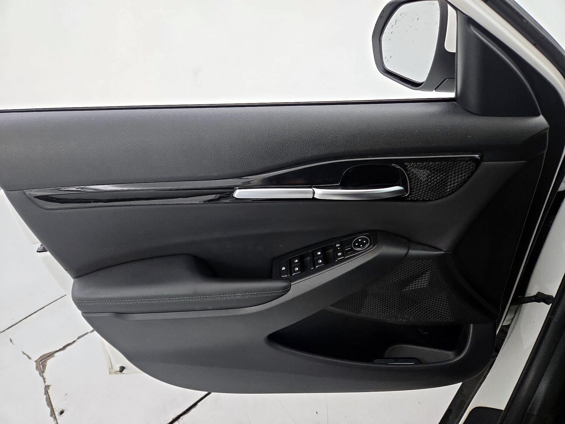 Thumbnail: 2024 Kia Seltos - 12