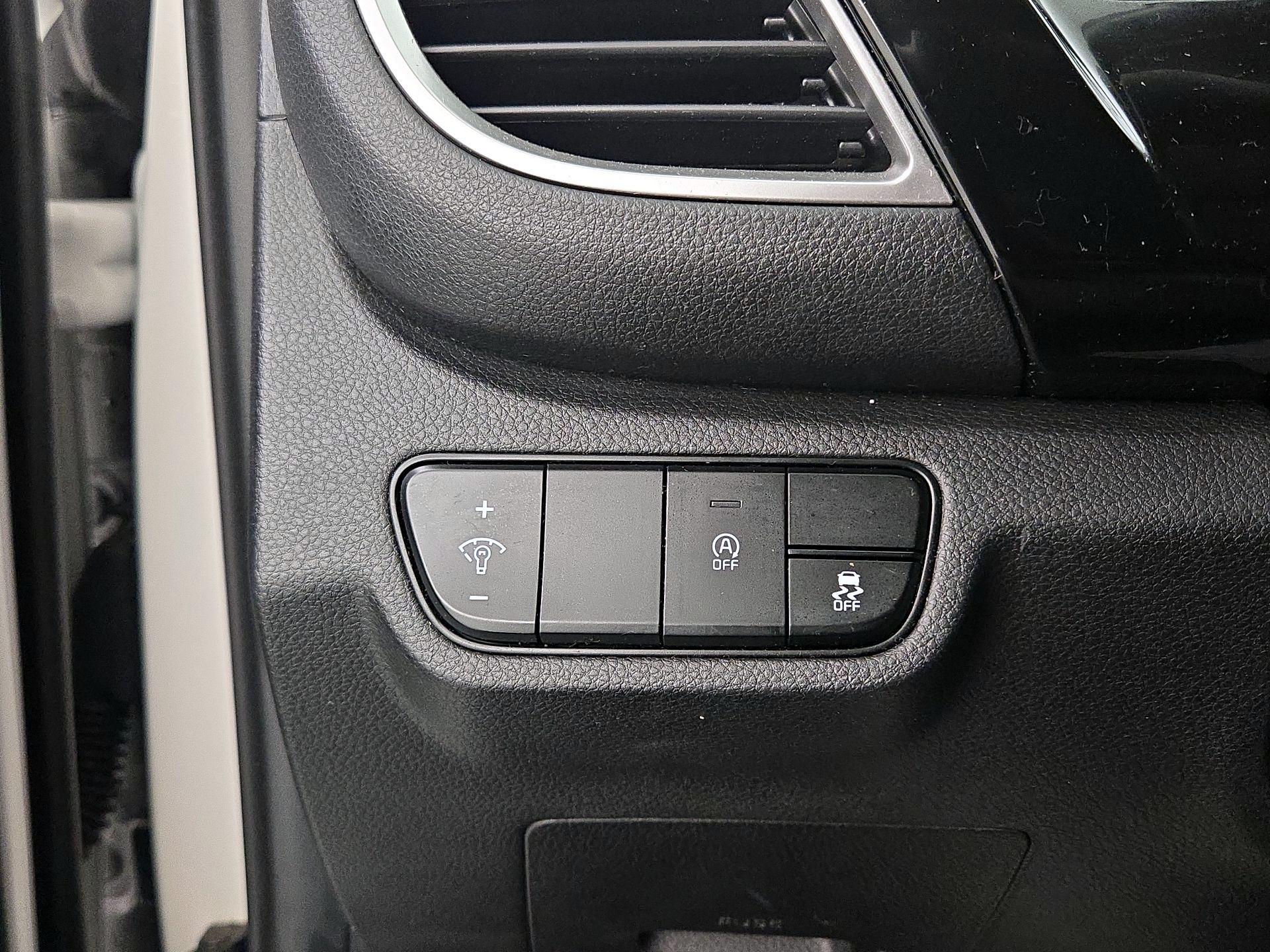 Thumbnail: 2024 Kia Seltos - 13