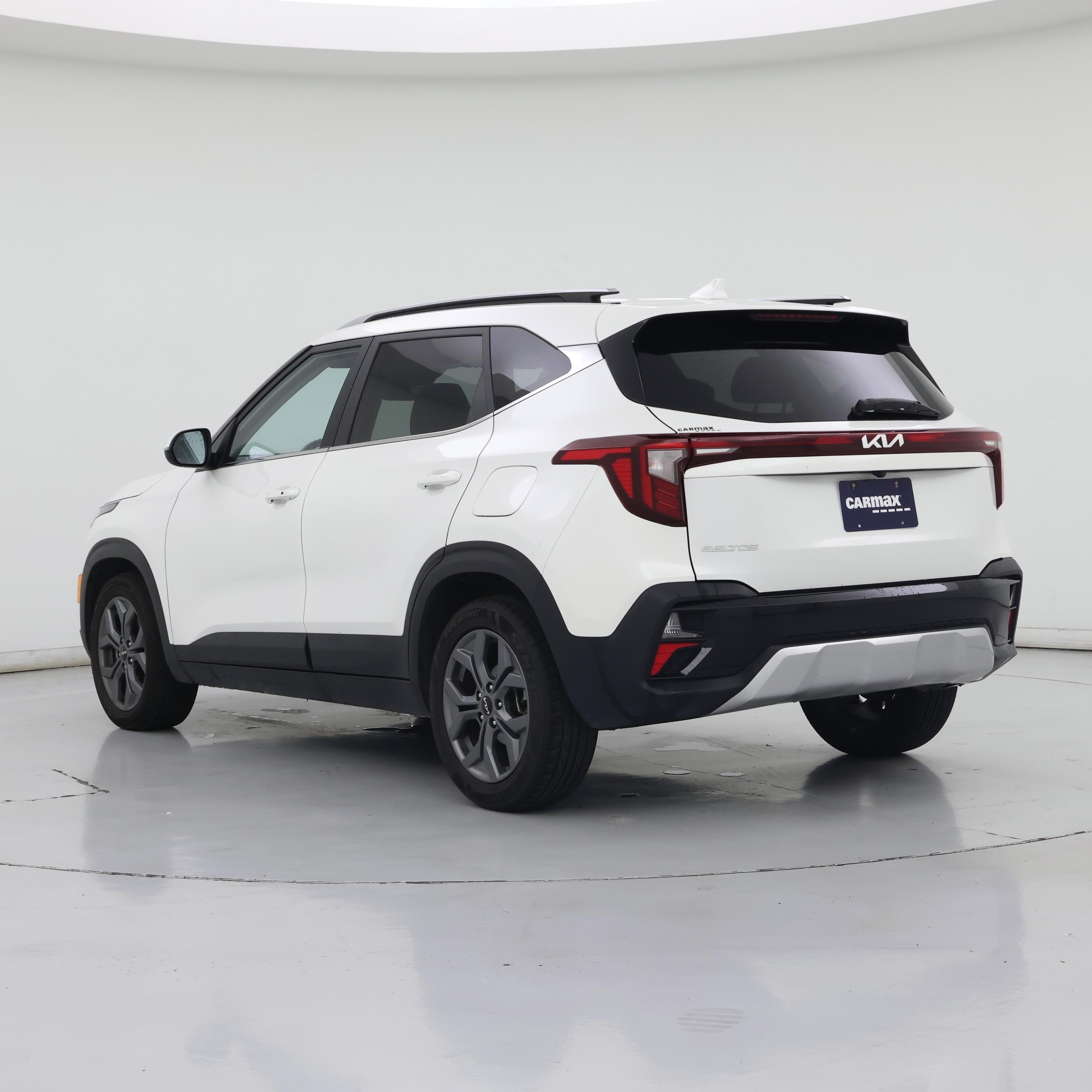 Thumbnail: 2024 Kia Seltos - 2