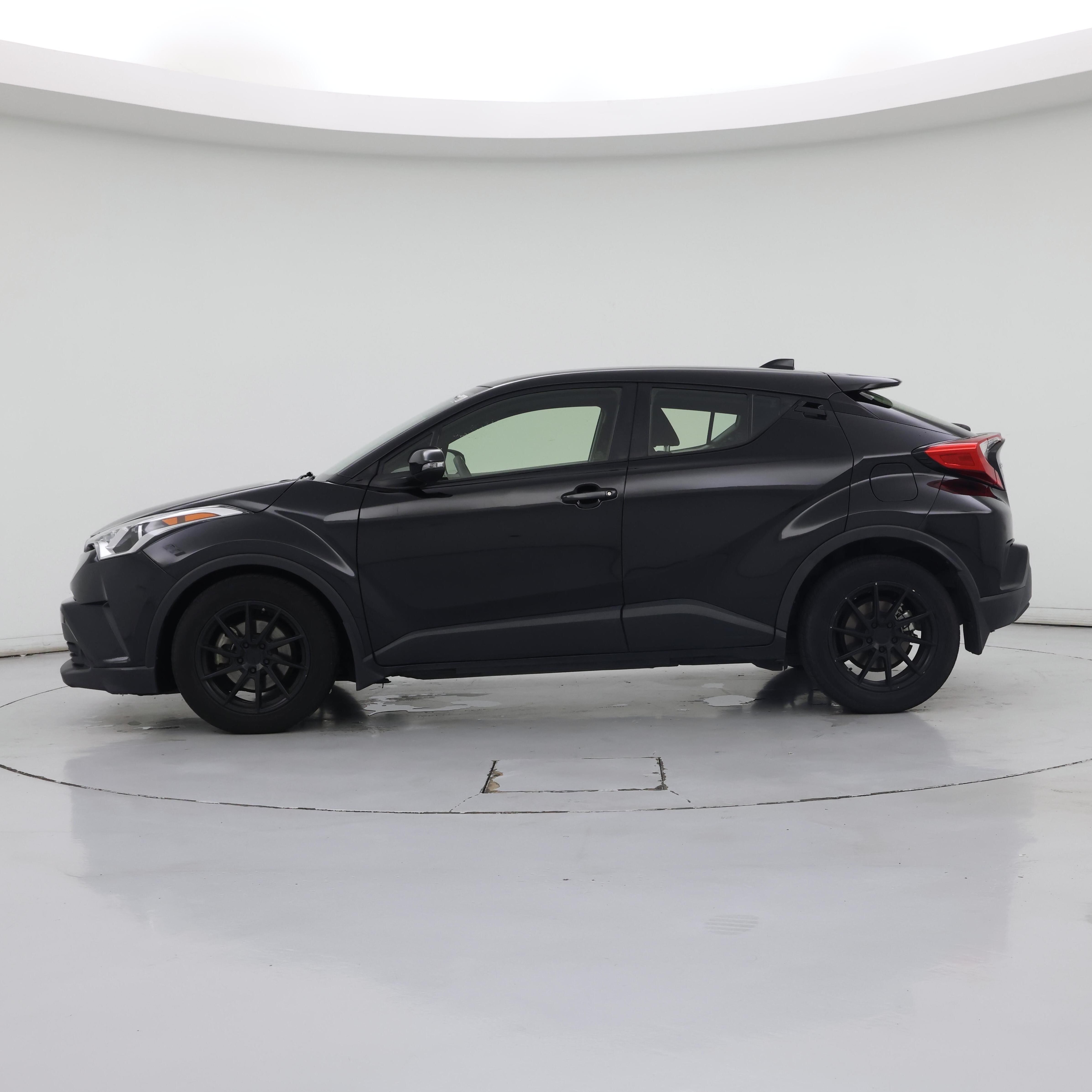 Thumbnail: 2019 Toyota C-HR - 3