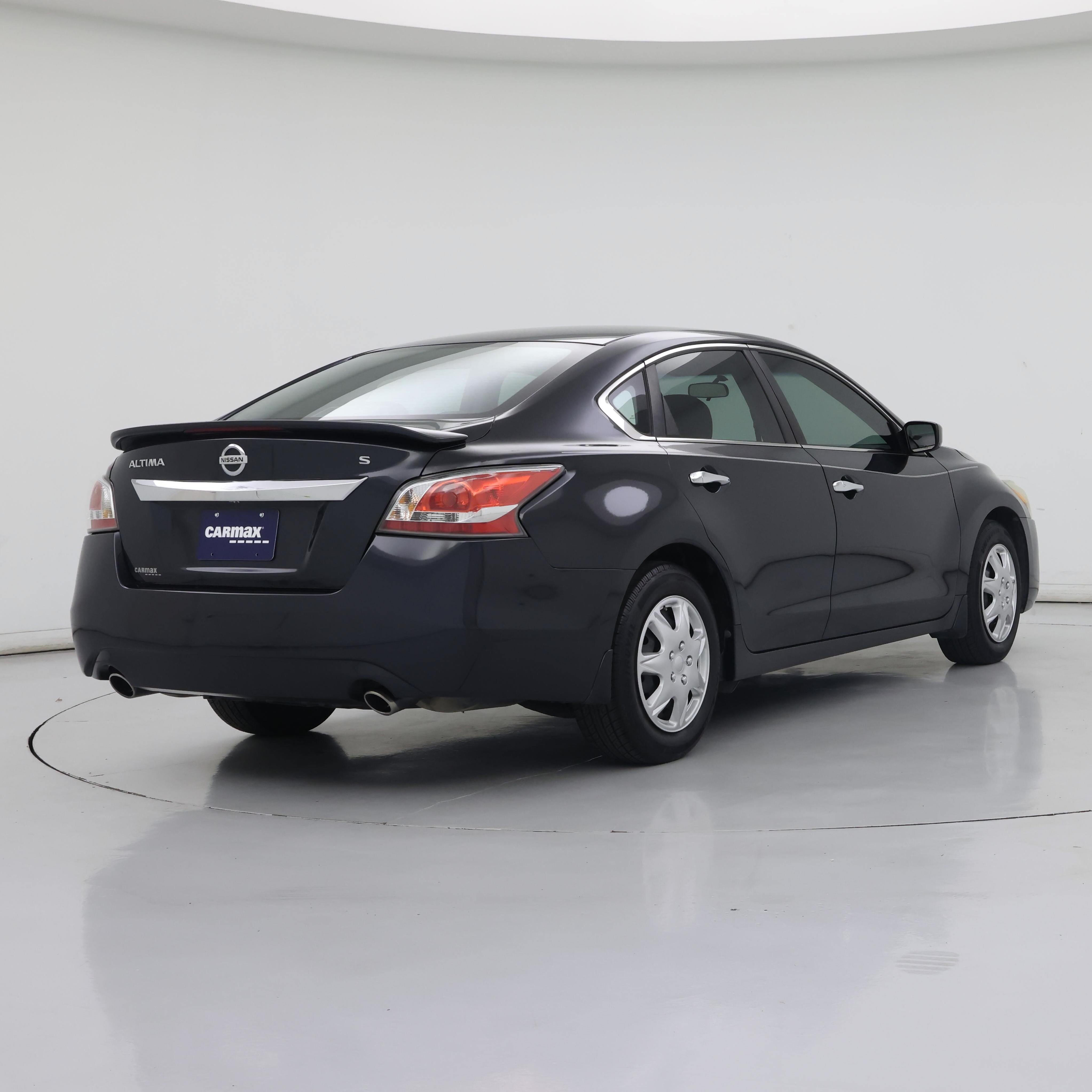 Thumbnail: 2015 Nissan Altima - 8