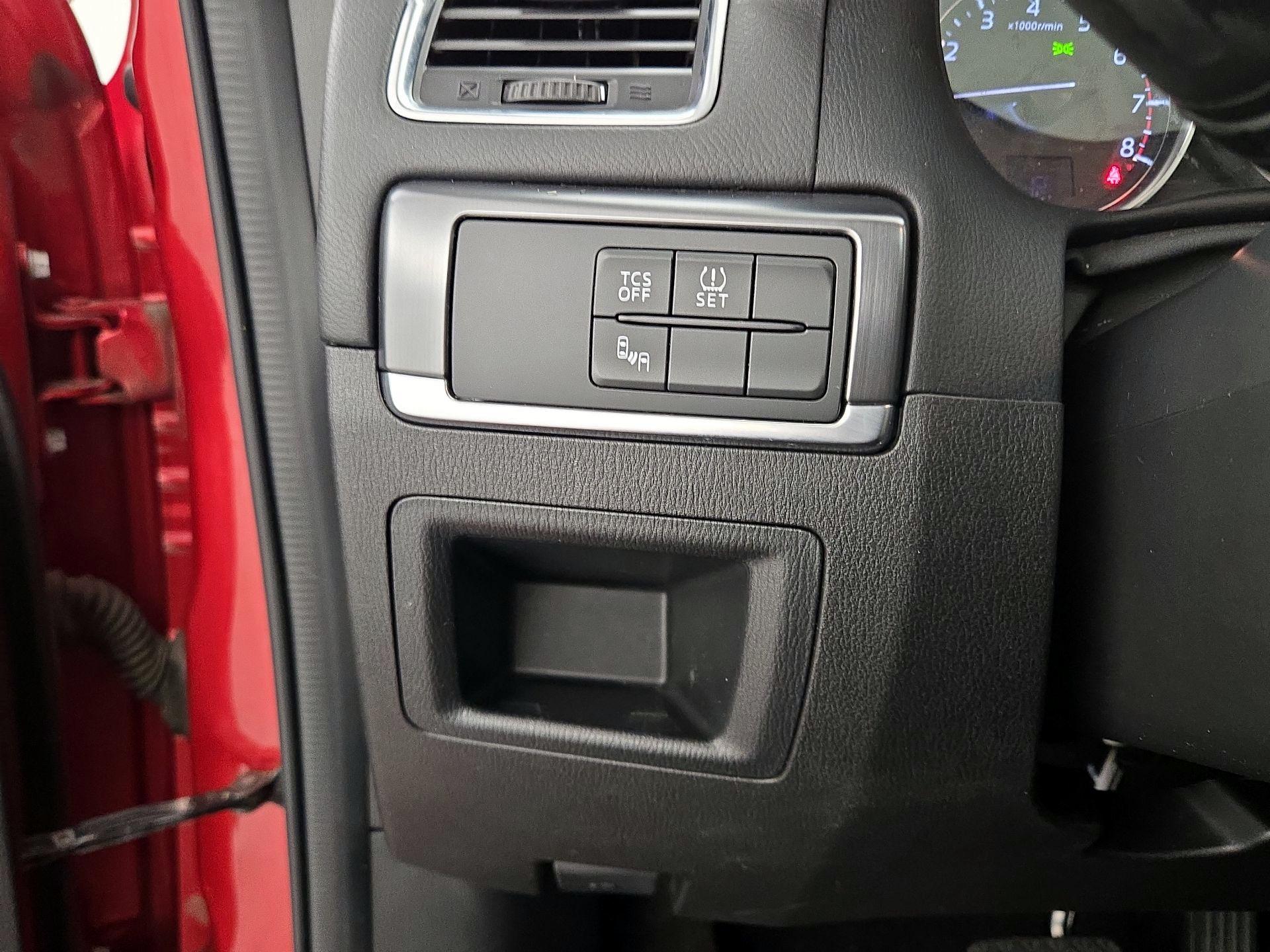 Thumbnail: 2016 Mazda CX-5 - 13