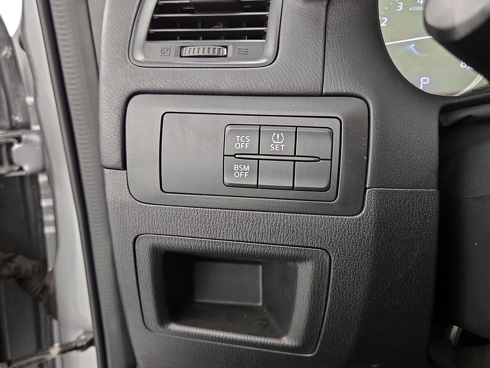 Thumbnail: 2014 Mazda CX-5 - 13