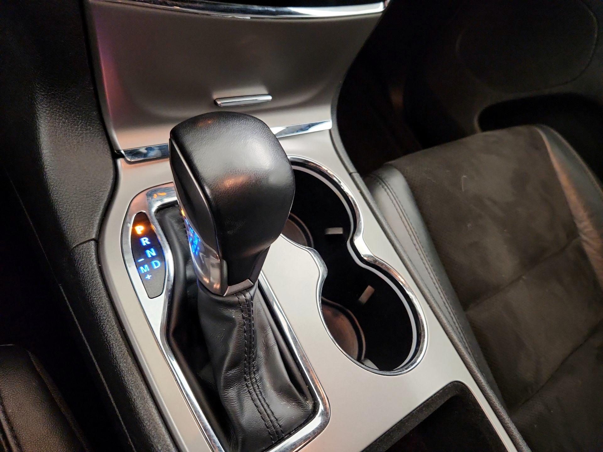 Thumbnail: 2022 Jeep Grand Cherokee - 18