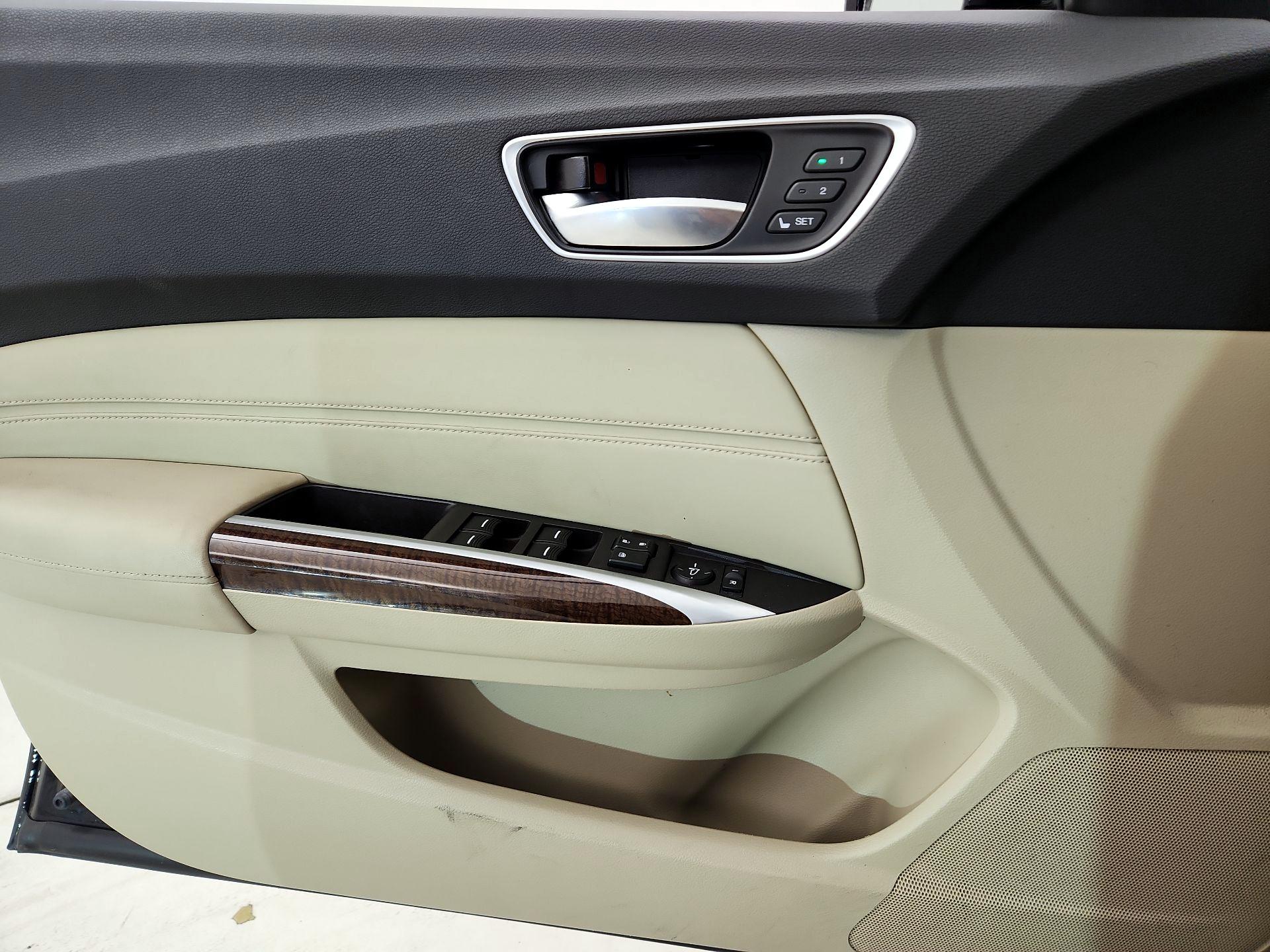 Thumbnail: 2020 Acura TLX - 12