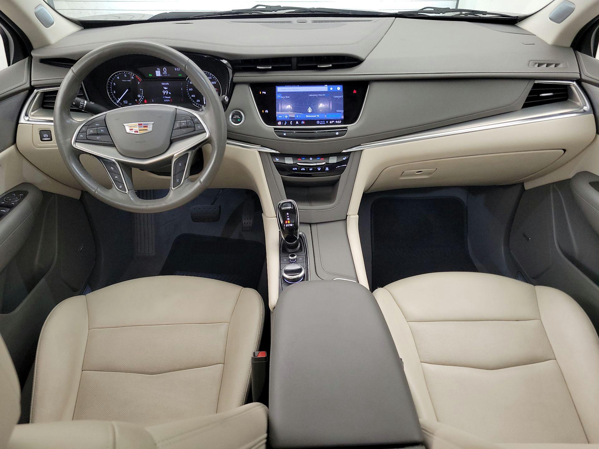 Thumbnail: 2023 Cadillac XT5 - 9