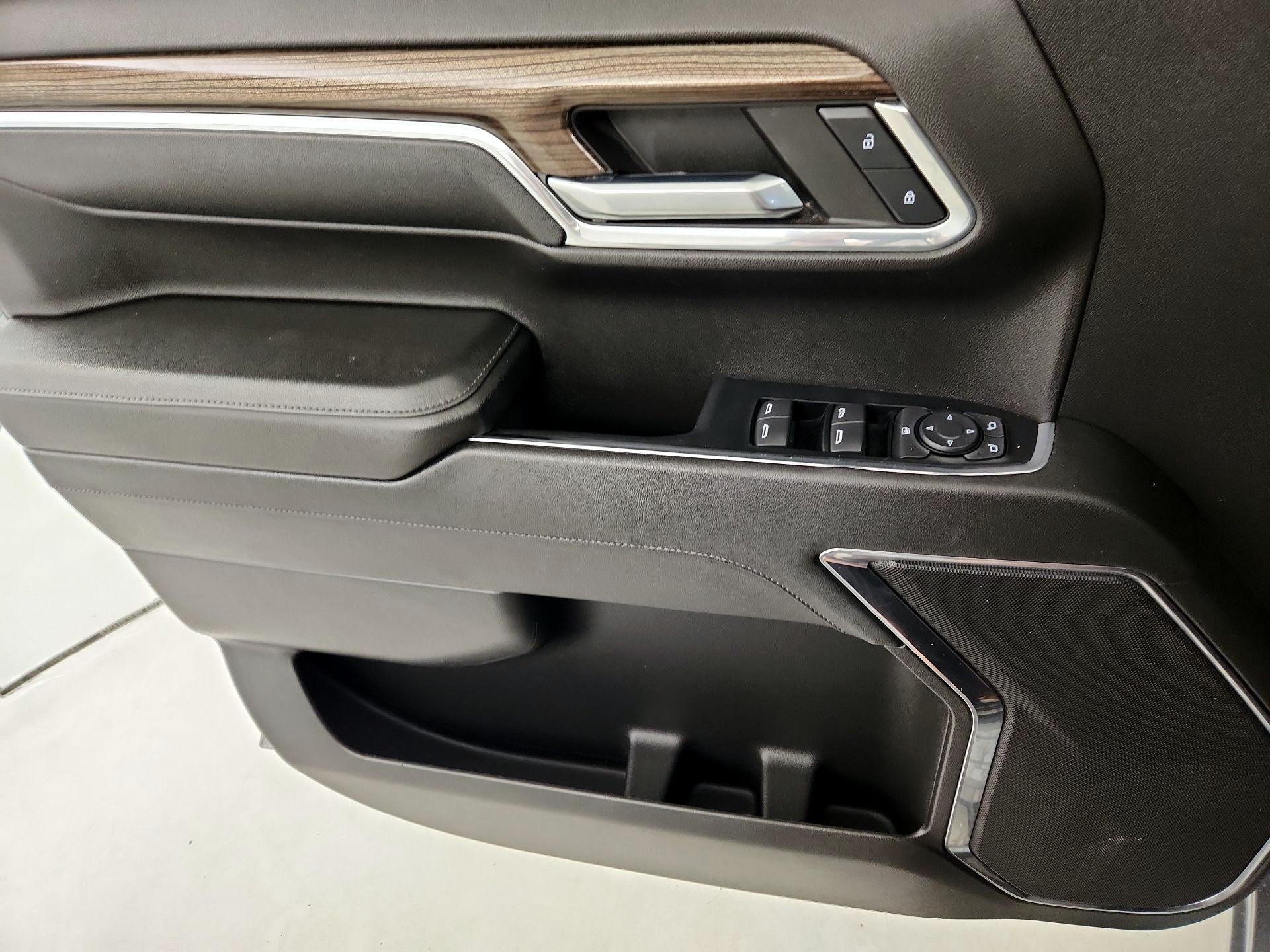 Thumbnail: 2024 Chevrolet Silverado 1500 - 12