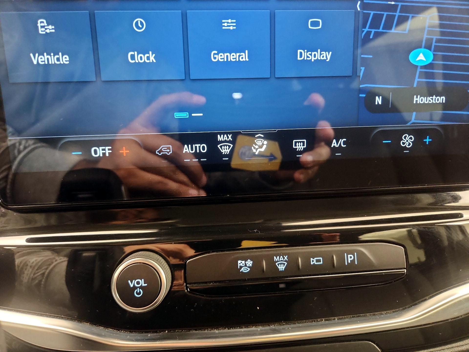 Thumbnail: 2023 Ford Transit Series - 14