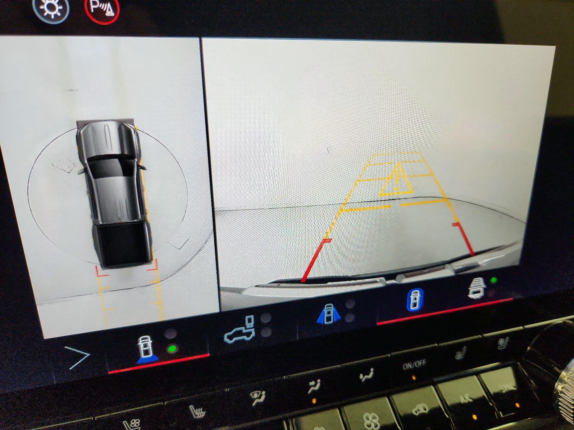 Thumbnail: 2025 GMC Canyon - 15