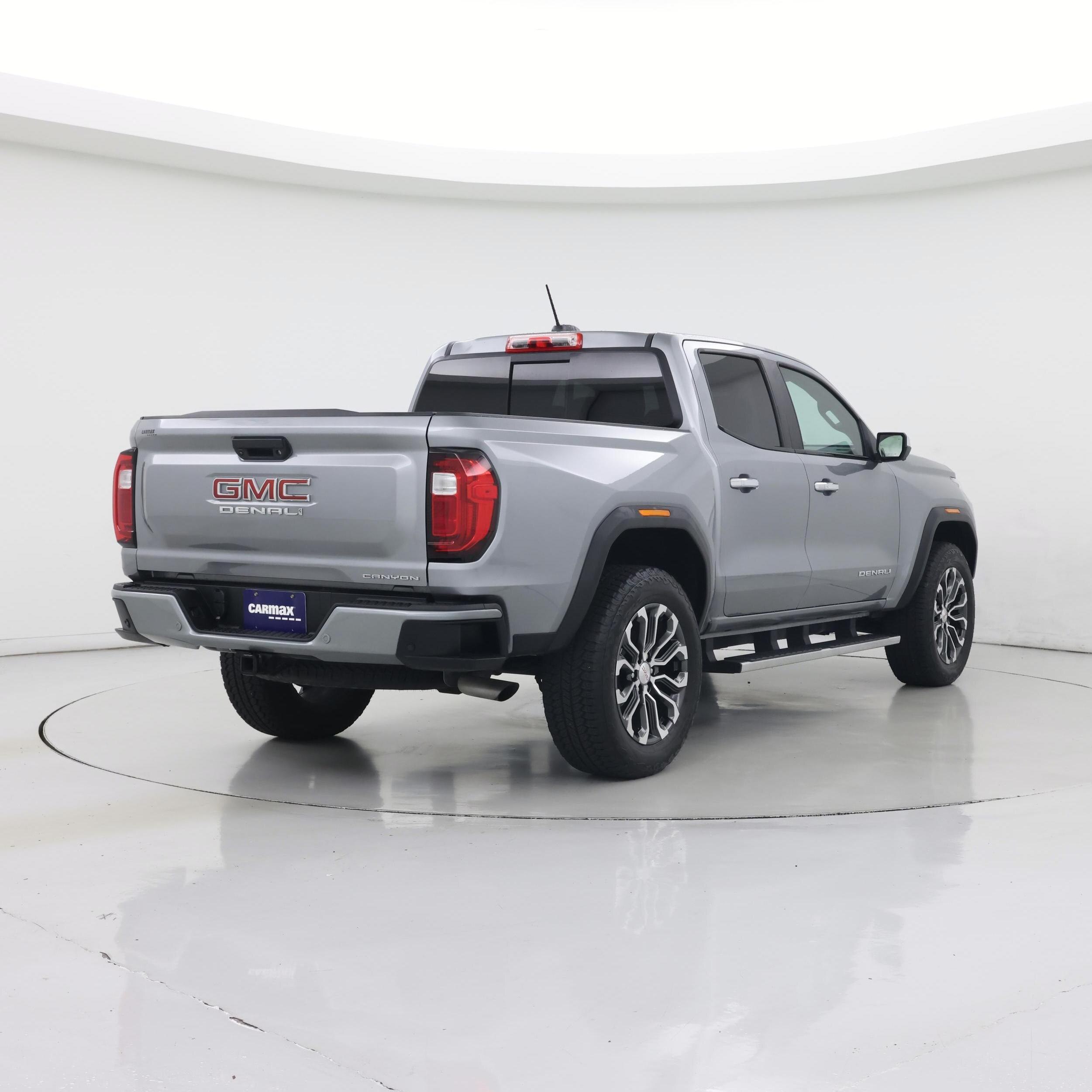 Thumbnail: 2025 GMC Canyon - 8