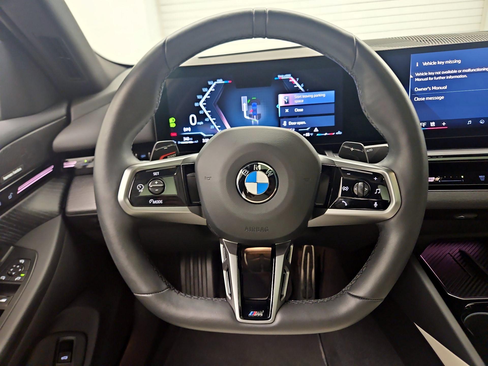 Thumbnail: 2025 BMW 5 Series - 10