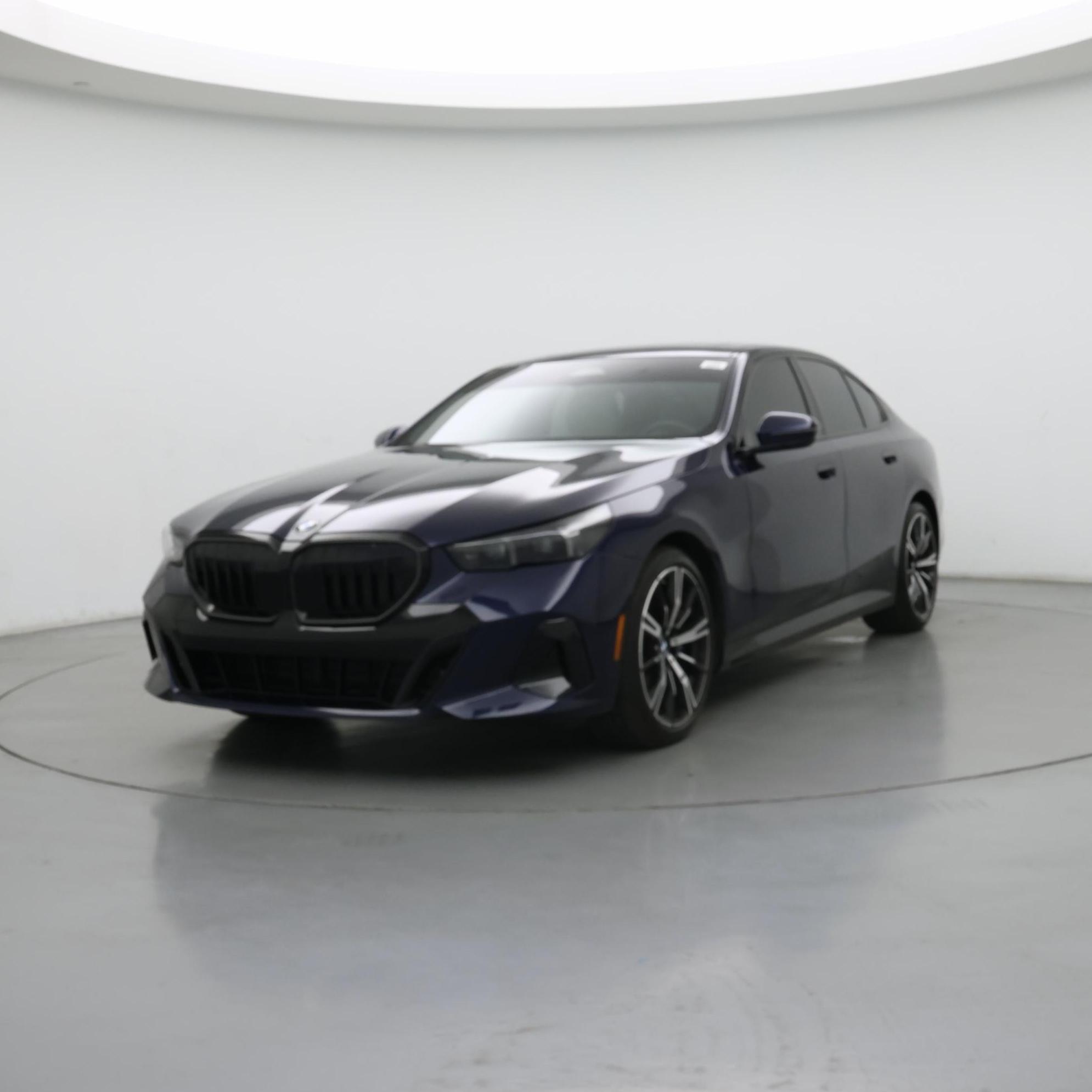 Thumbnail: 2025 BMW 5 Series - 4