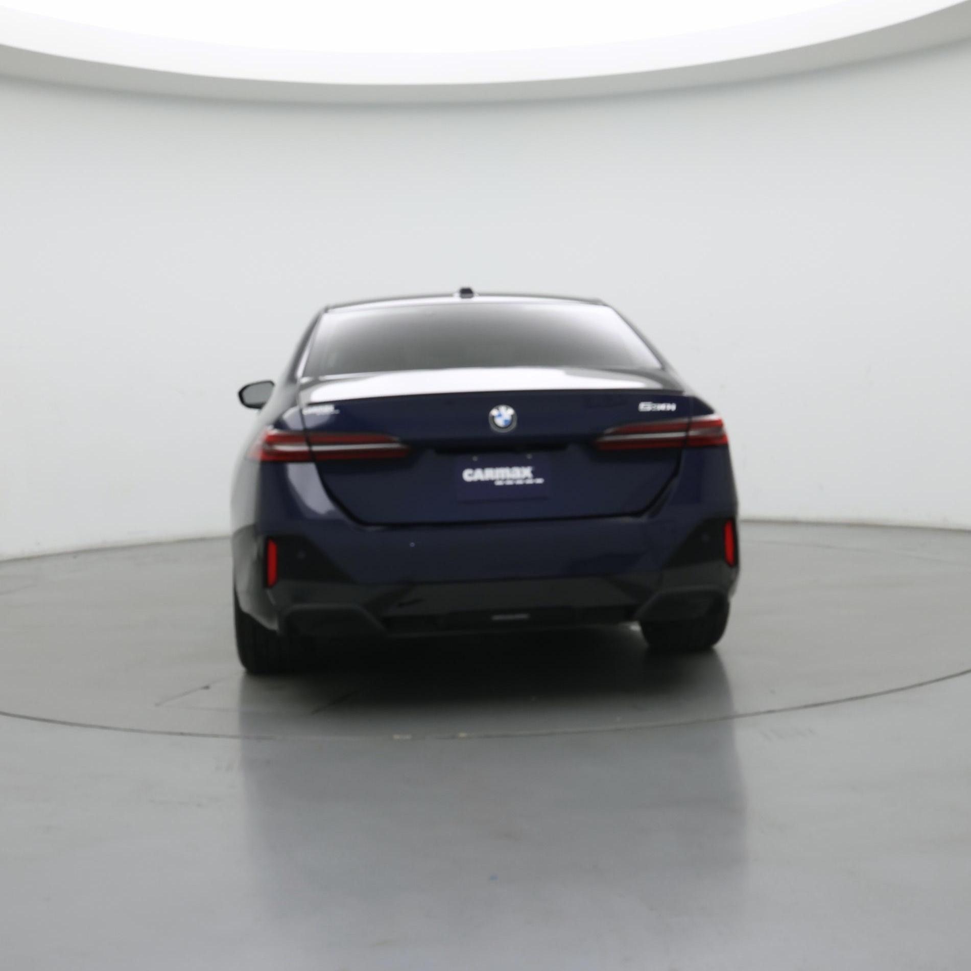 Thumbnail: 2025 BMW 5 Series - 6