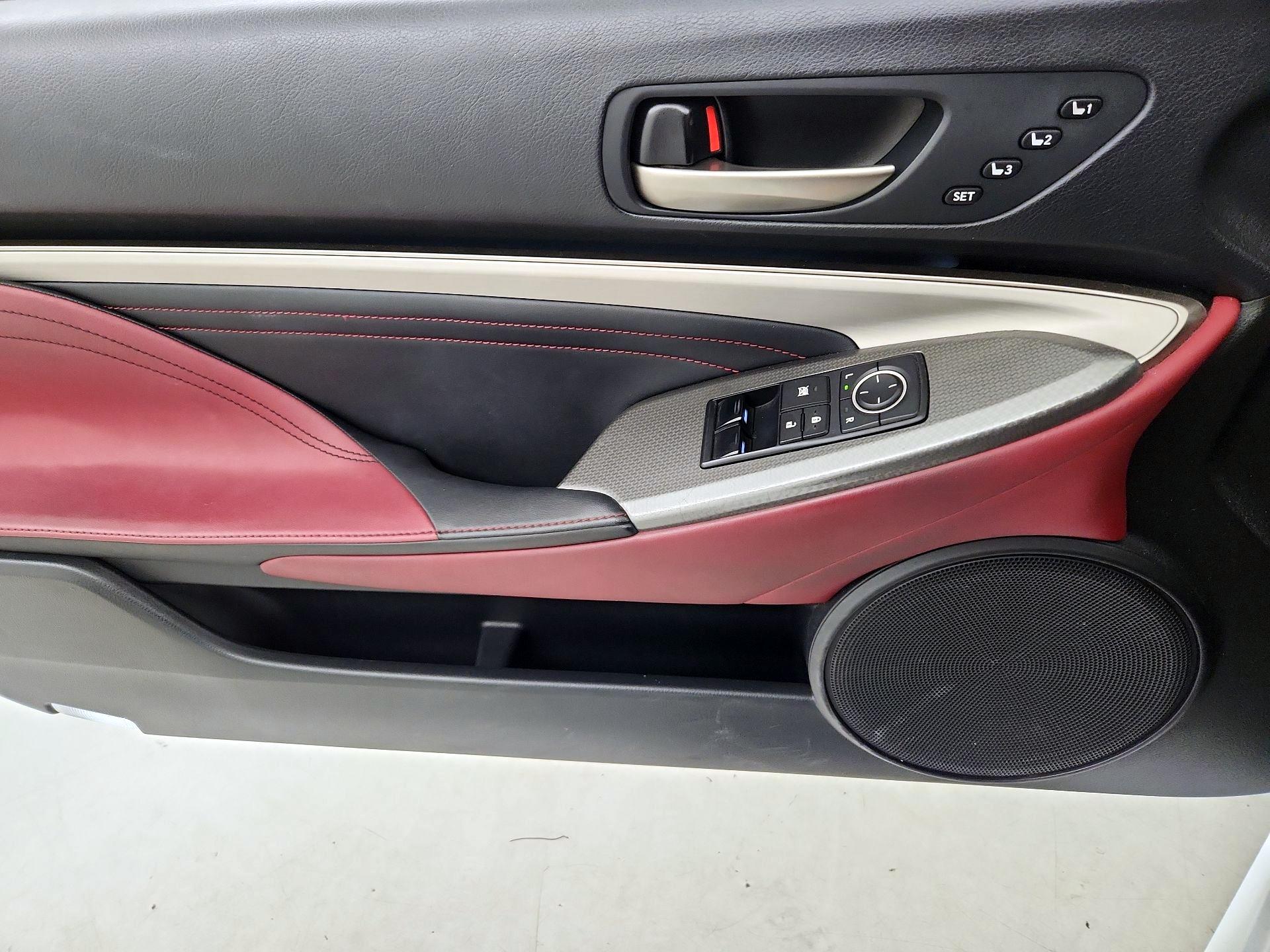 Thumbnail: 2016 Lexus RC - 12