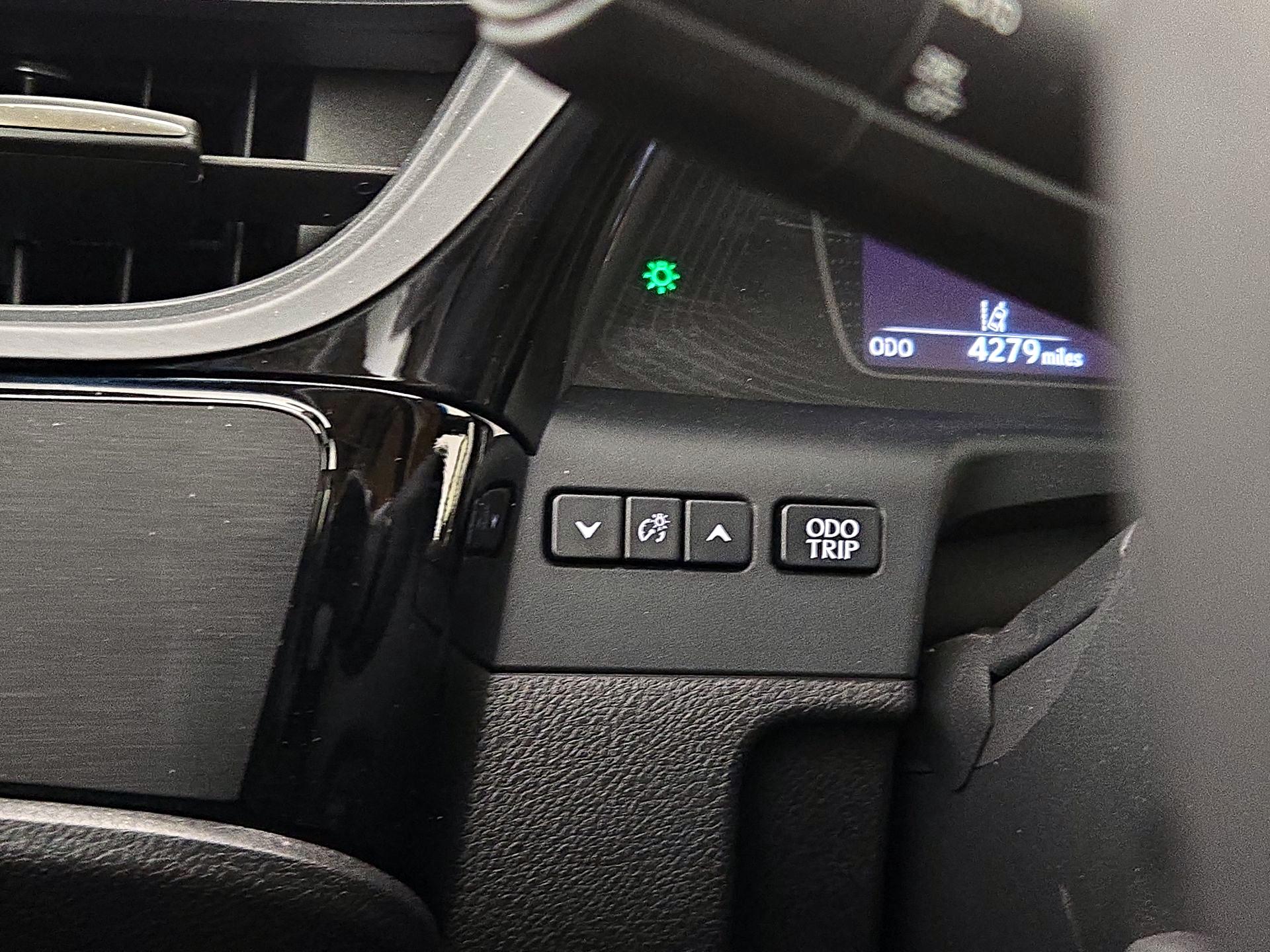 Thumbnail: 2024 Lexus ES - 13