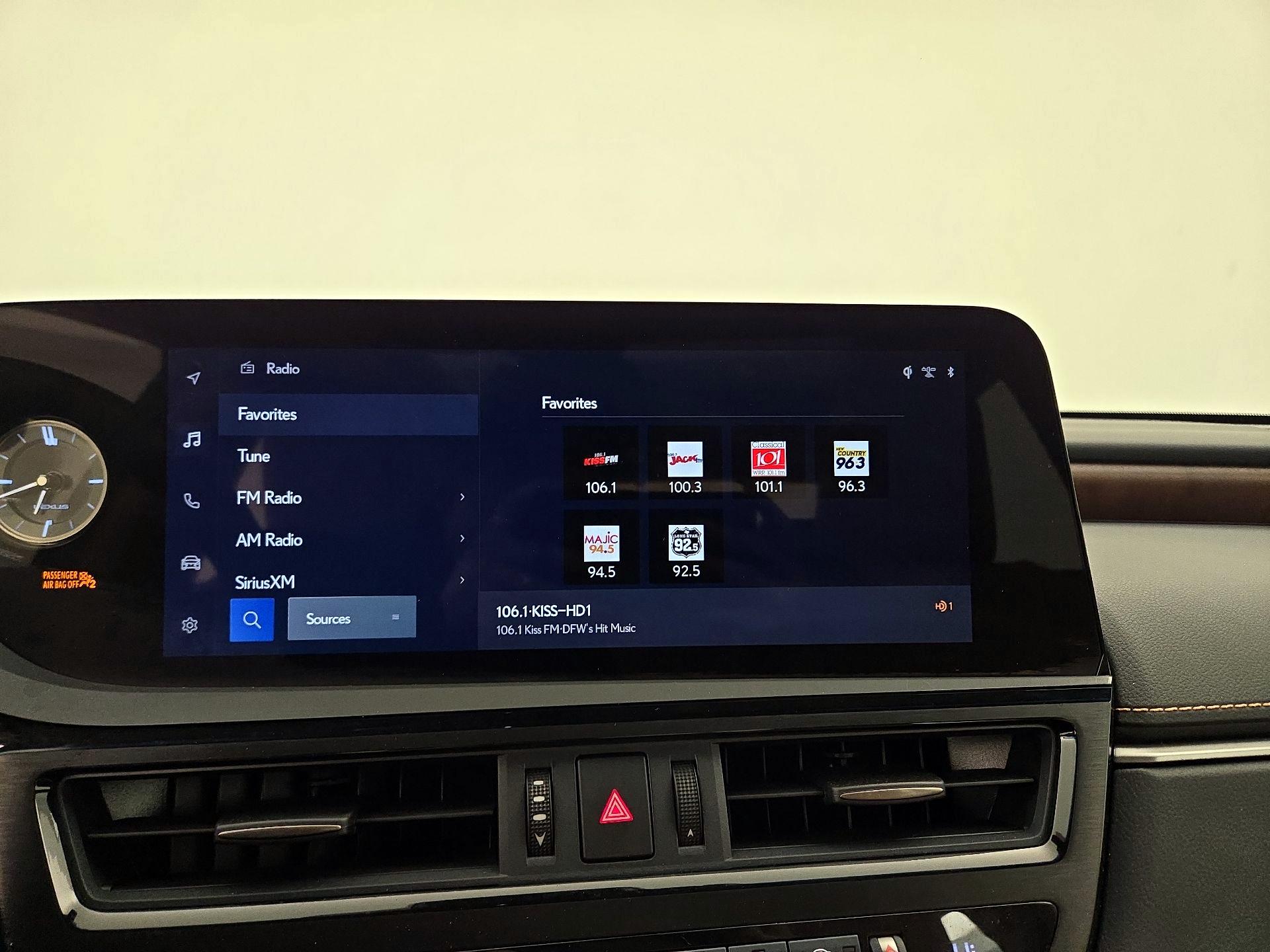 Thumbnail: 2024 Lexus ES - 15