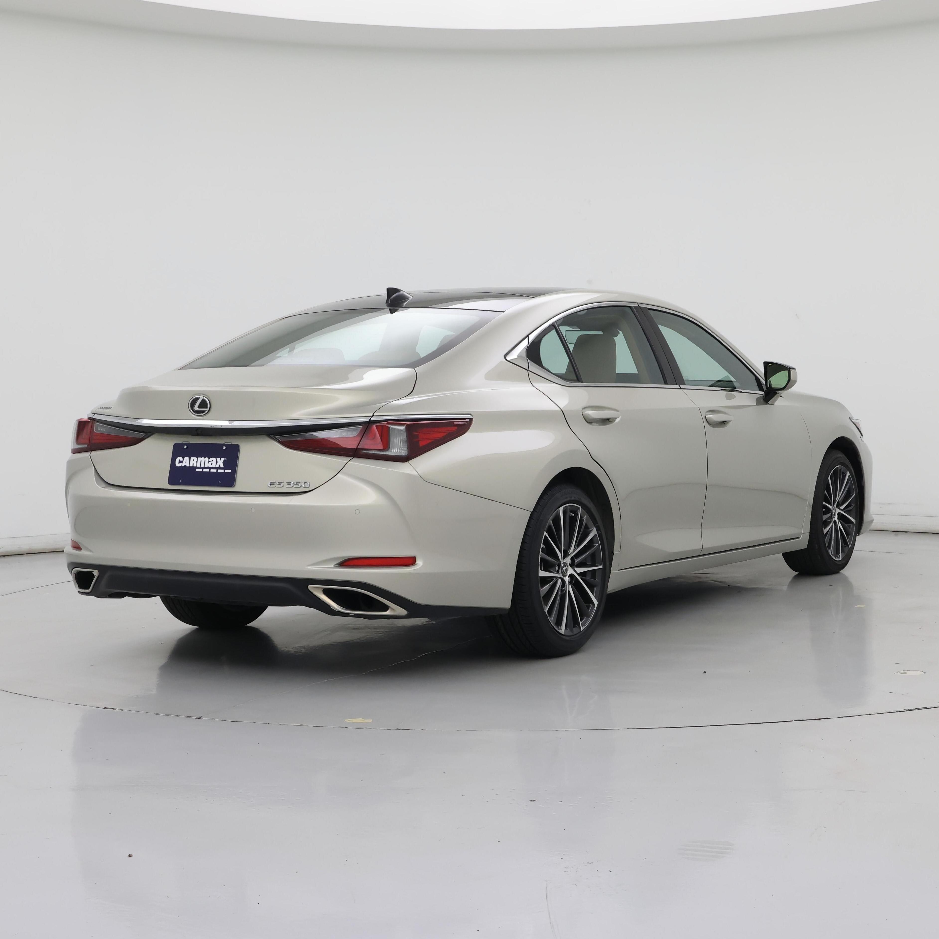 Thumbnail: 2024 Lexus ES - 8