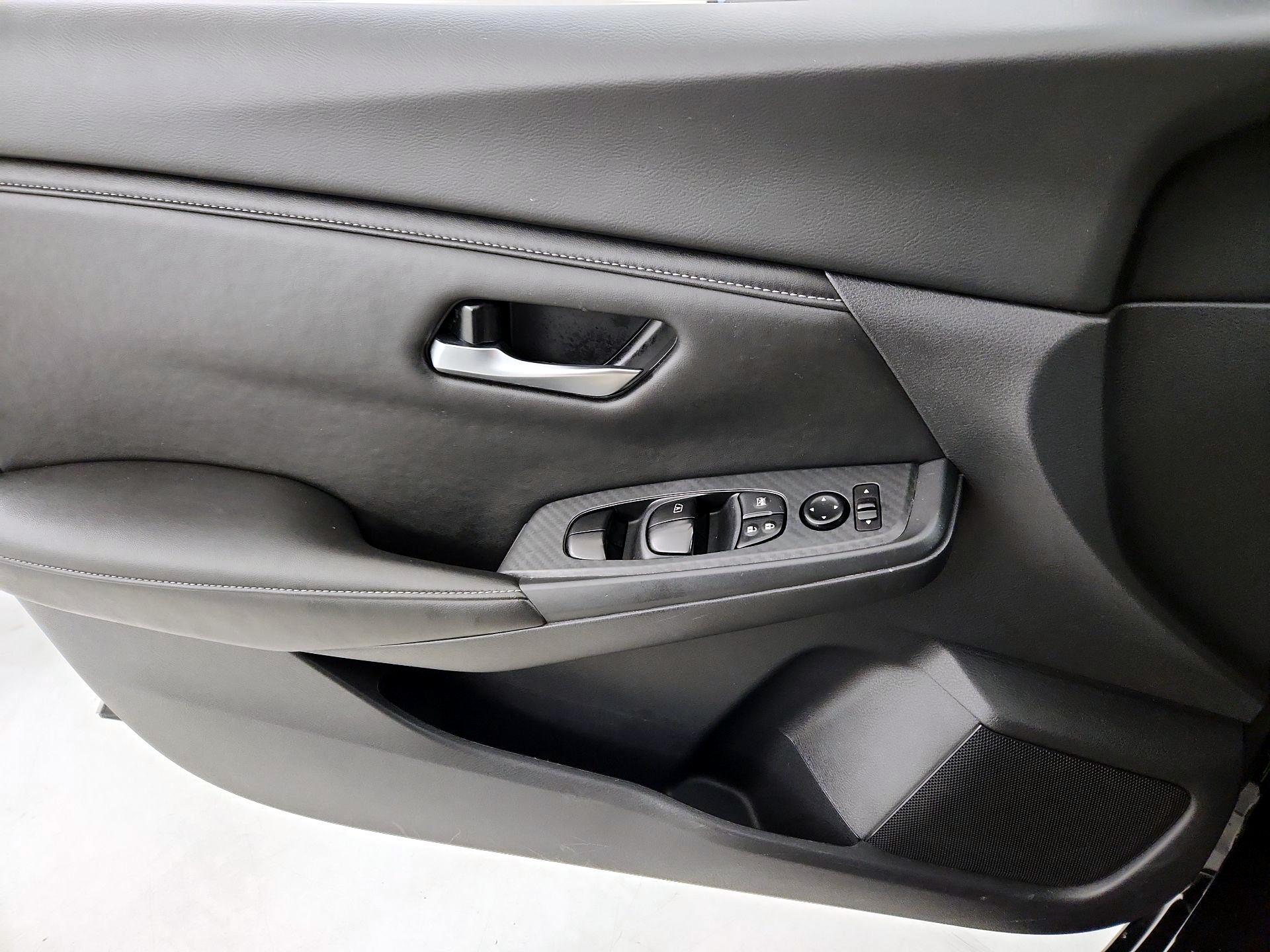 Thumbnail: 2025 Nissan Sentra - 12