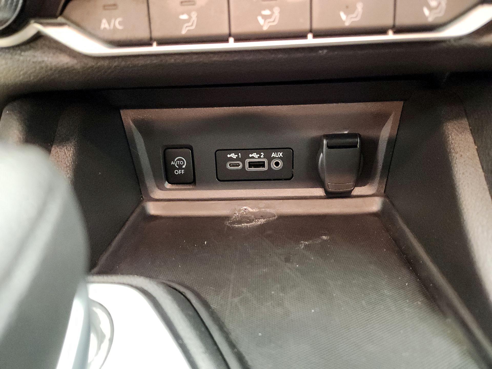 Thumbnail: 2025 Nissan Sentra - 18