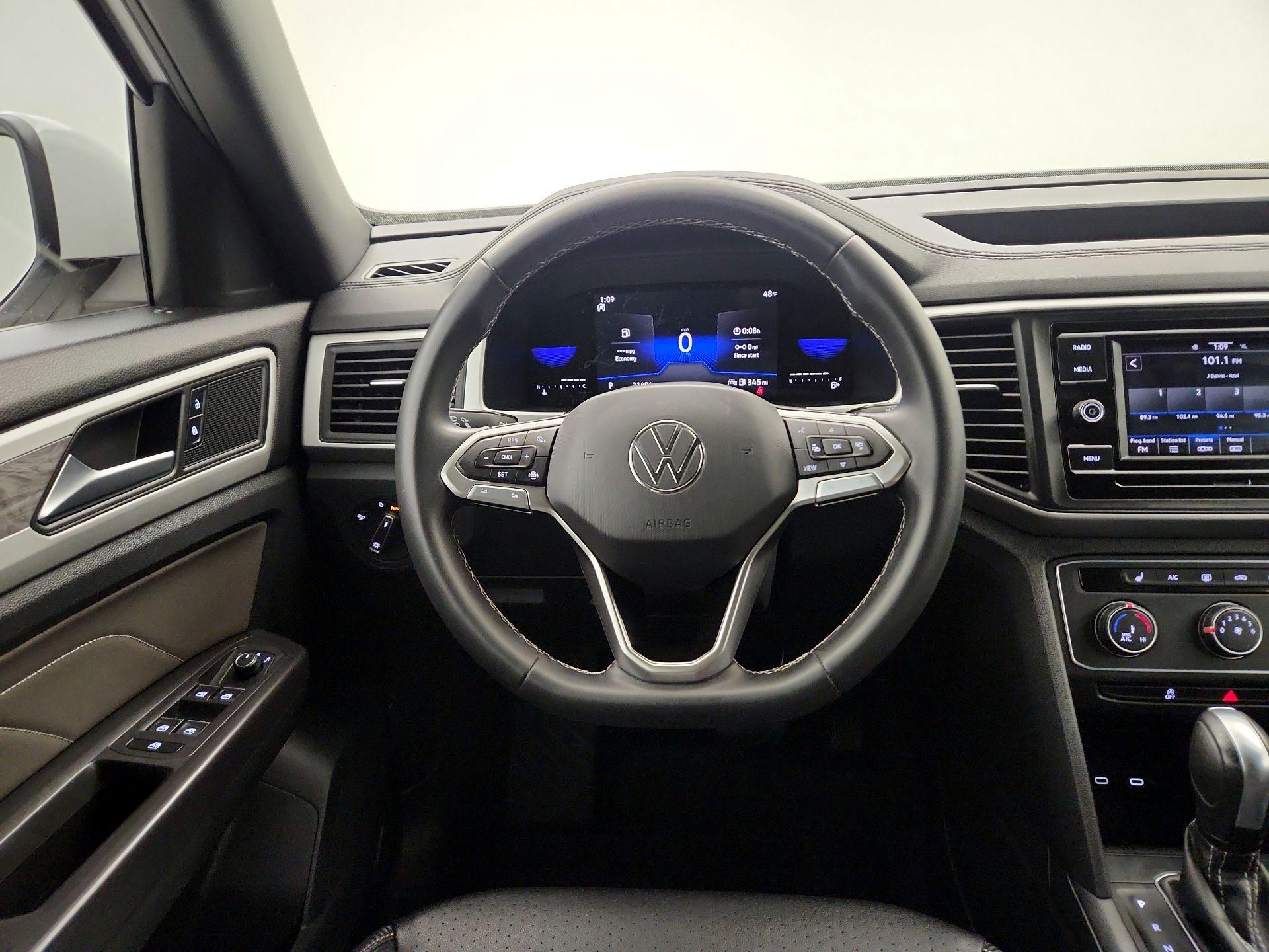 Thumbnail: 2023 Volkswagen Atlas - 10